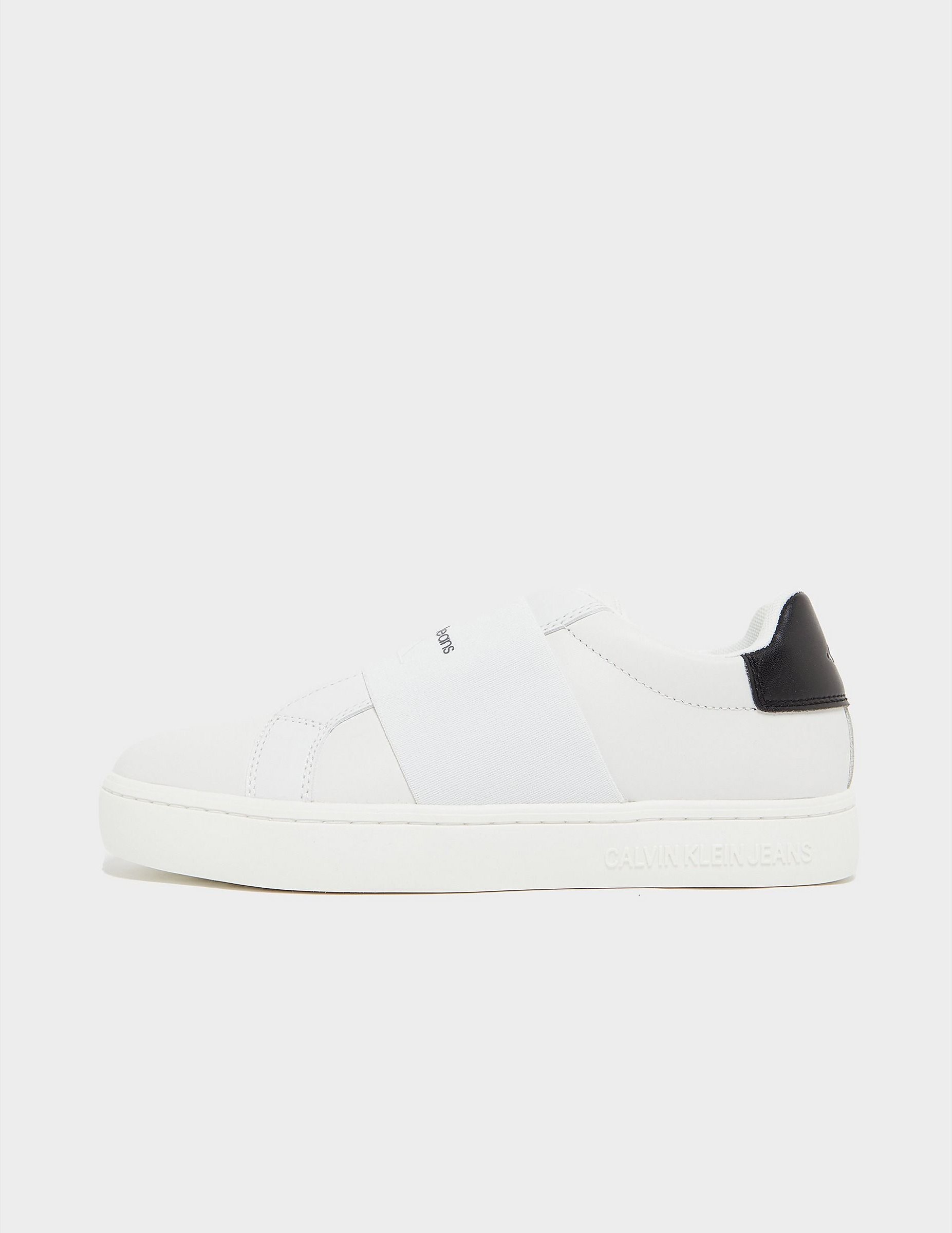 Frauen Calvin Klein Elastische Cupsole Sneakers in Weiß