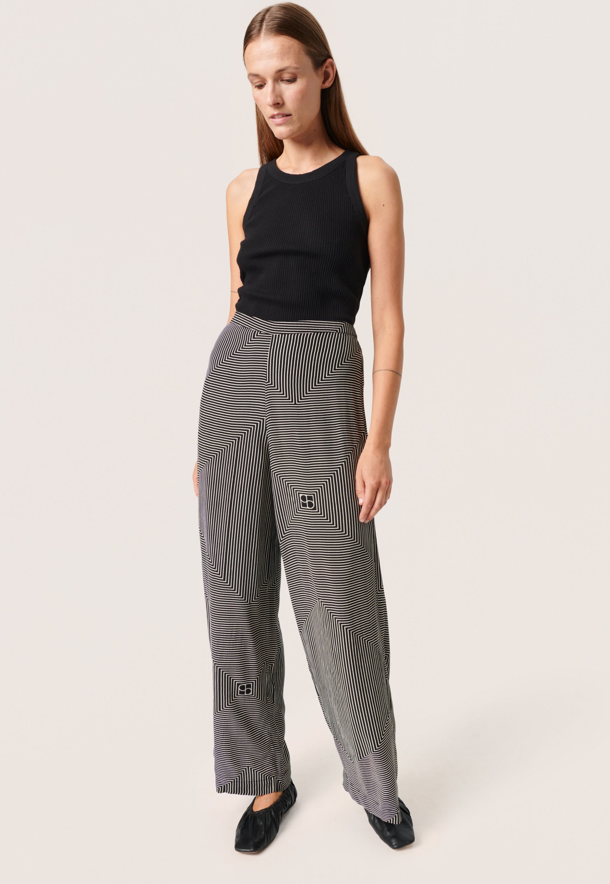 Casual Hose Casual fit Monogram Line Print black