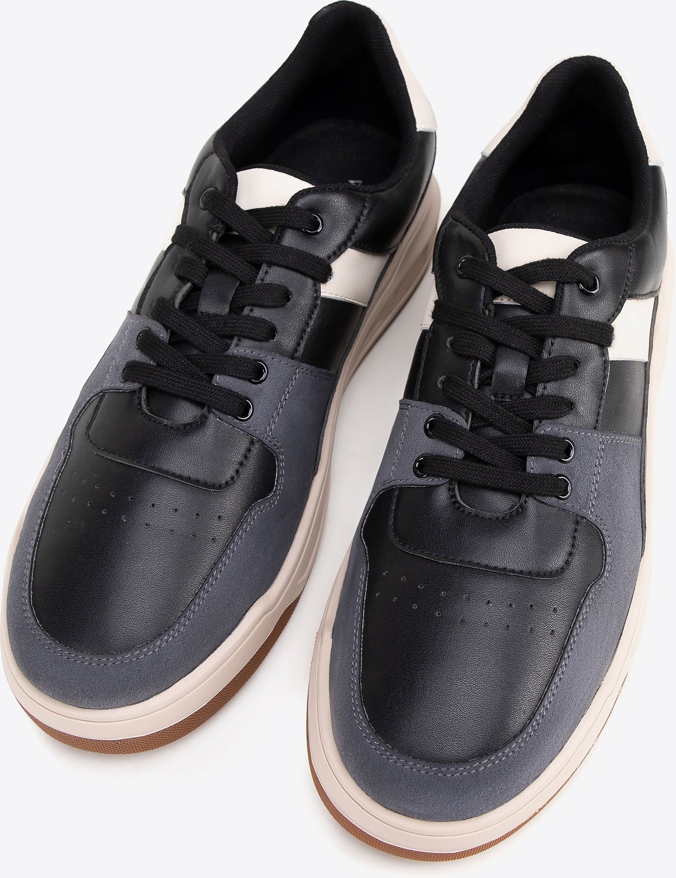 Wittchen Herren-Sneaker aus schwarzem und grauem Öko-Leder