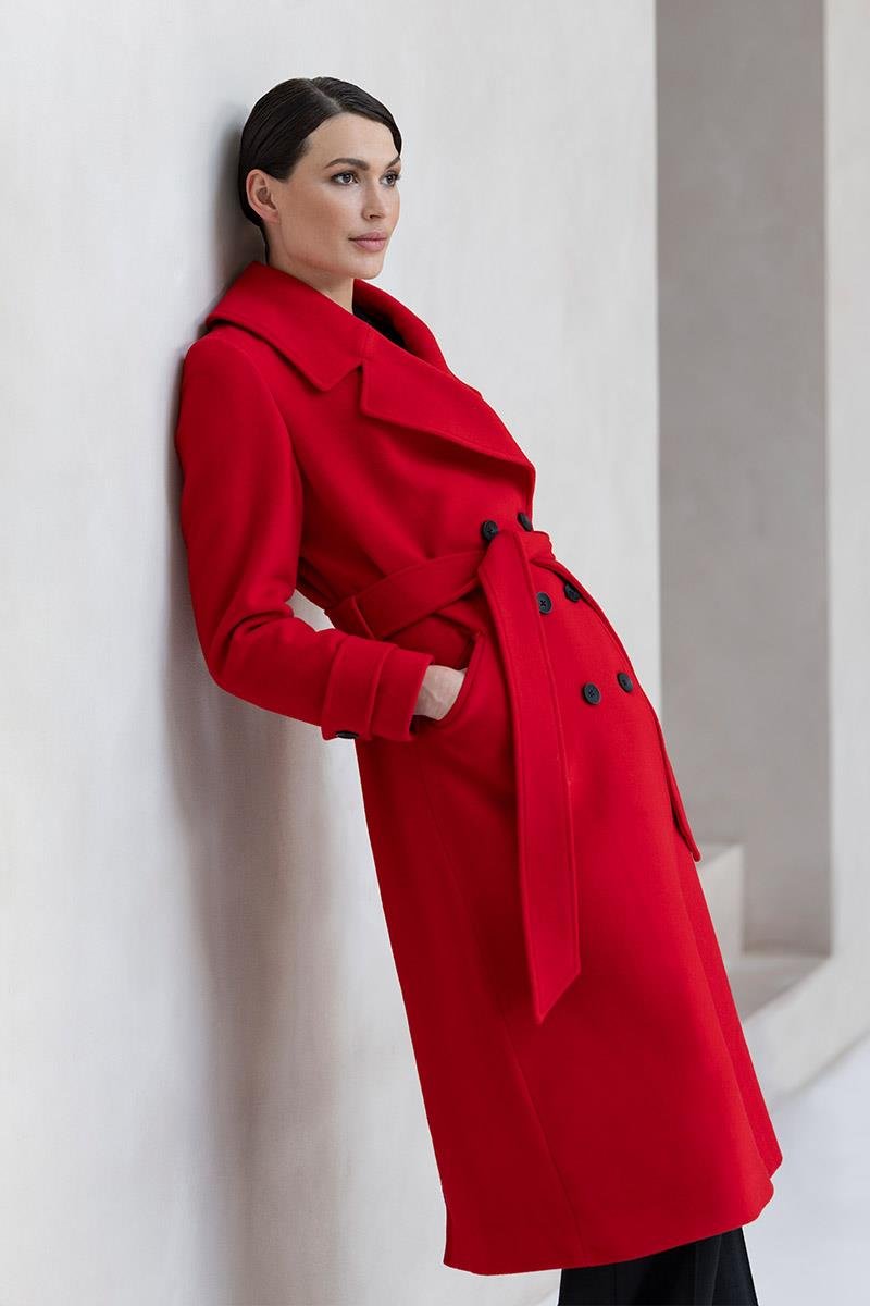Chloe Mantel Rot