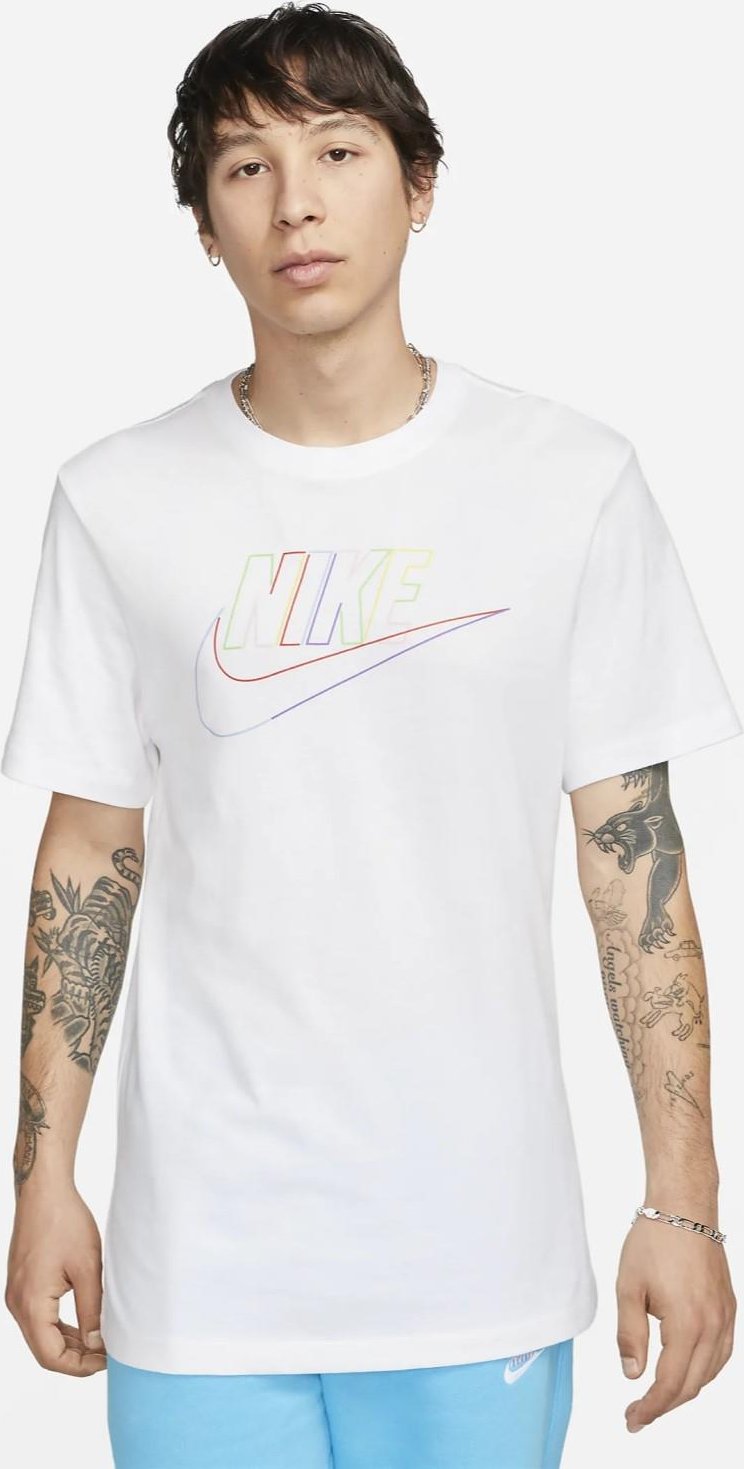 Nike M NSW Club+ BRD PK HBR T-Shirt in Weiß