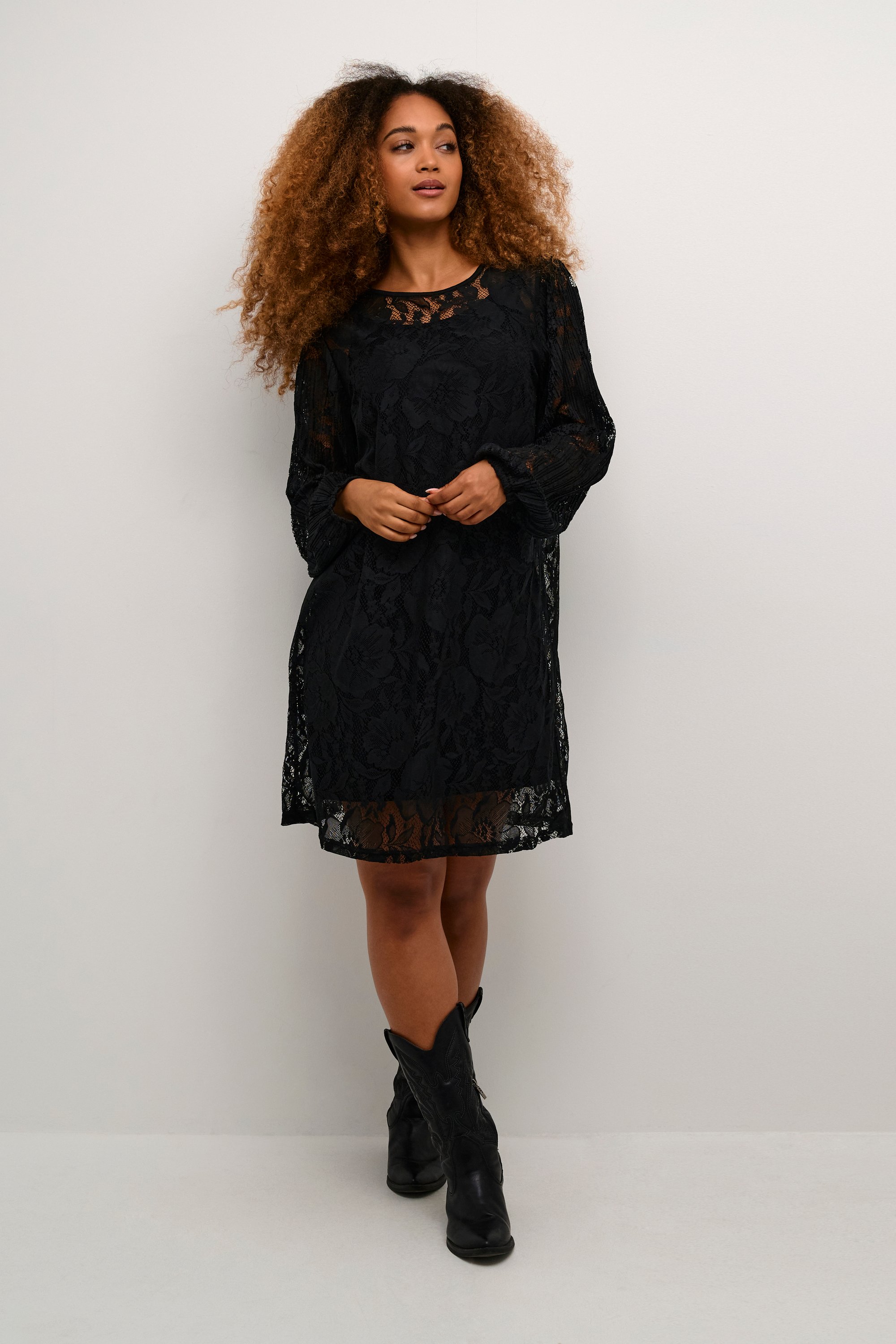 Kleid Straight fit black