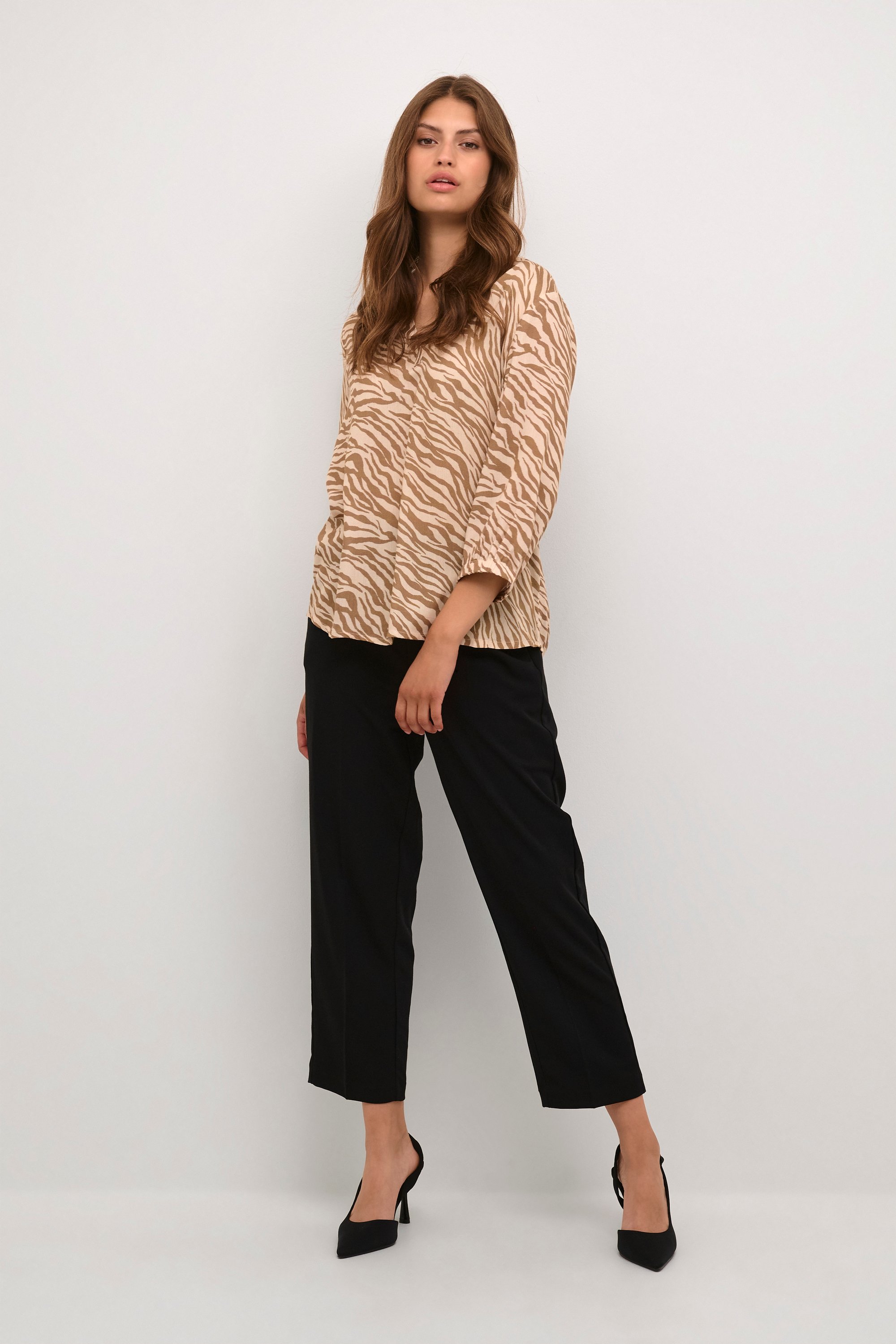 Thumbnail - Kurzarm-Bluse Regular fit Sand/Brown Animal Print