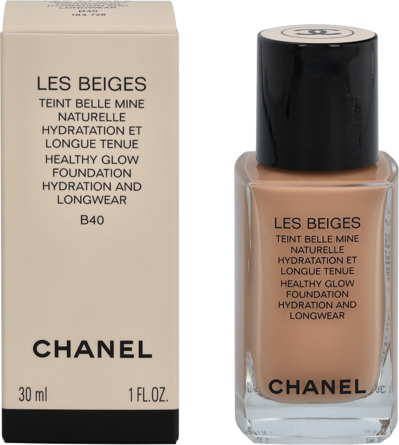 Chanel Les Beiges Healthy Glow Foundation.