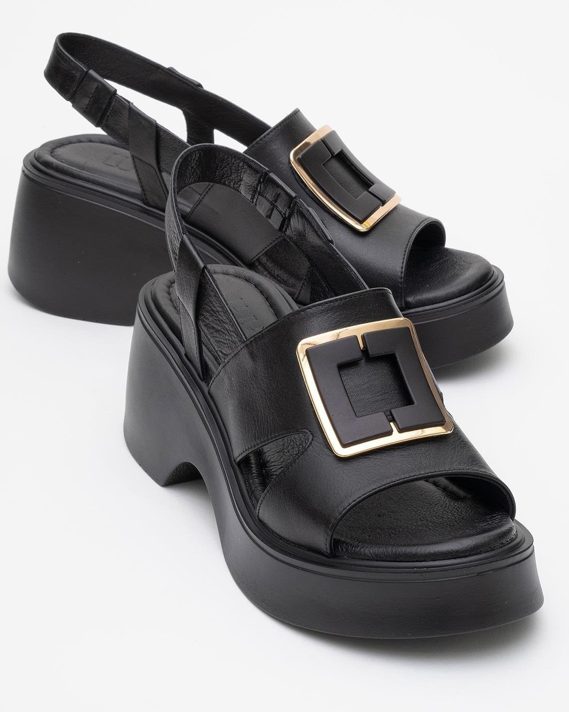 Lucia Leder Schnalle Plateau Sandale