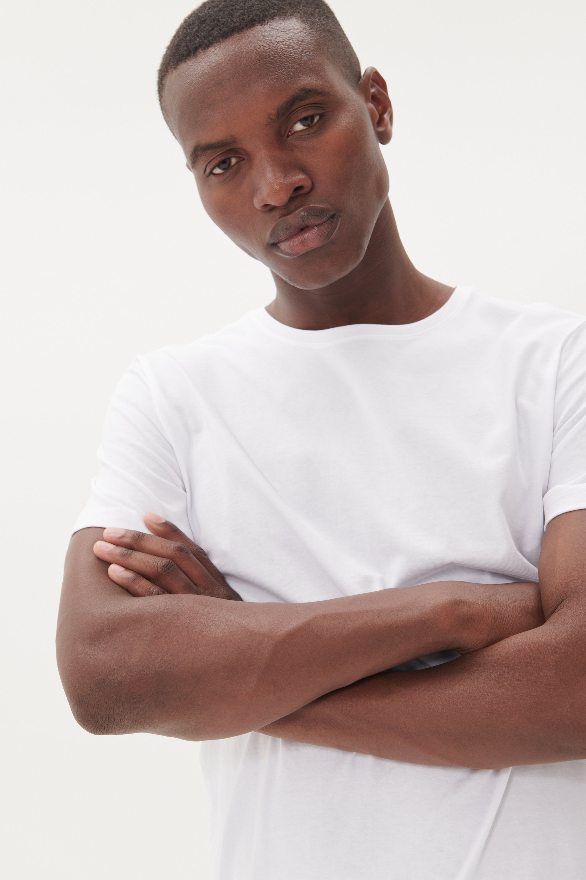 T-shirt Gerade Passform white