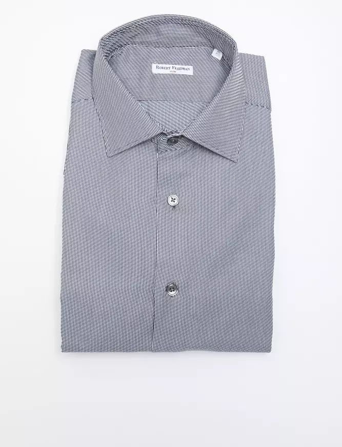 Klassisch geschnittenes gestreiftes Hemd