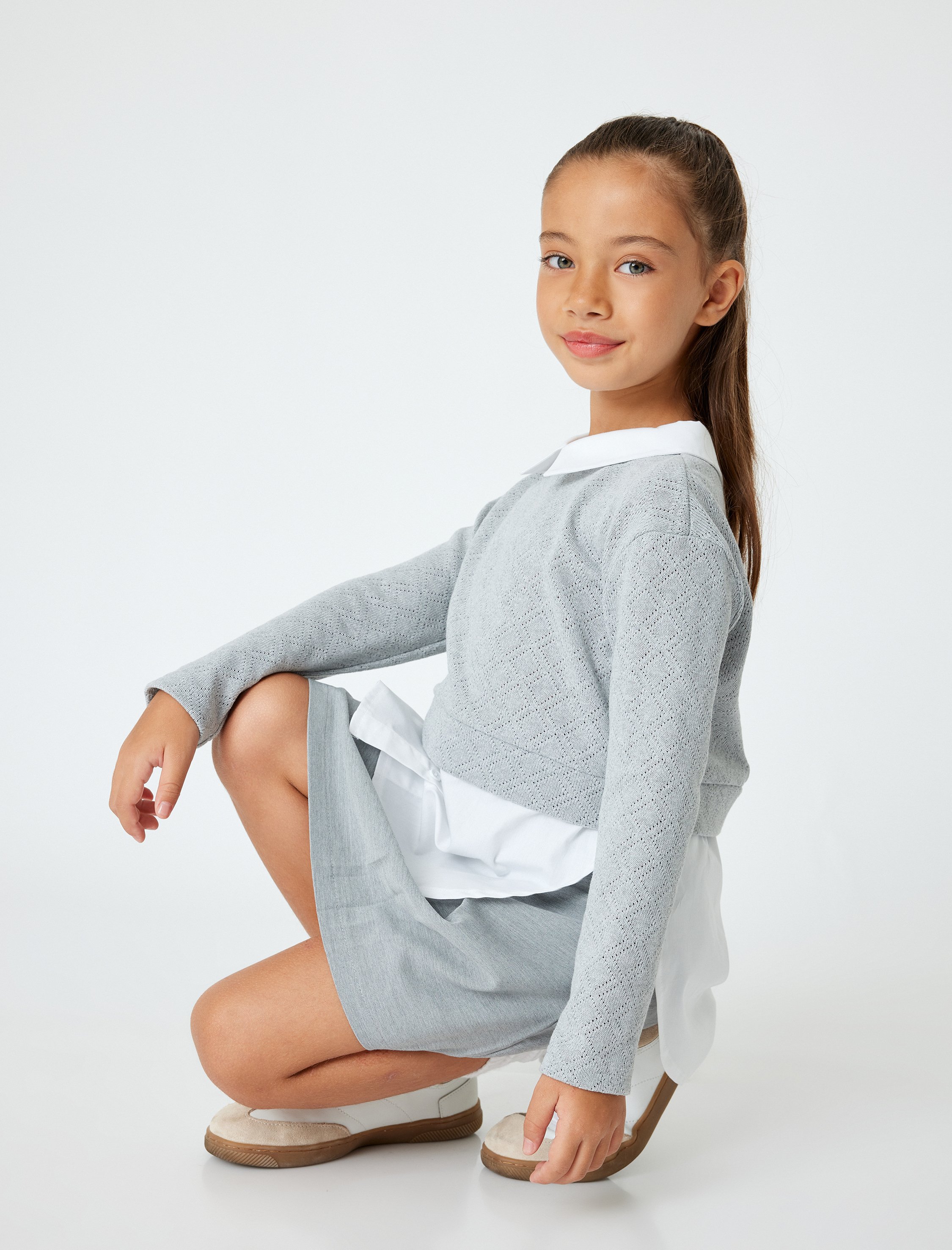 Thumbnail - Koton Sweatshirt Hemdkragen Einsatz Von Zwei Verschiedenen Stoffen Sweatshirt