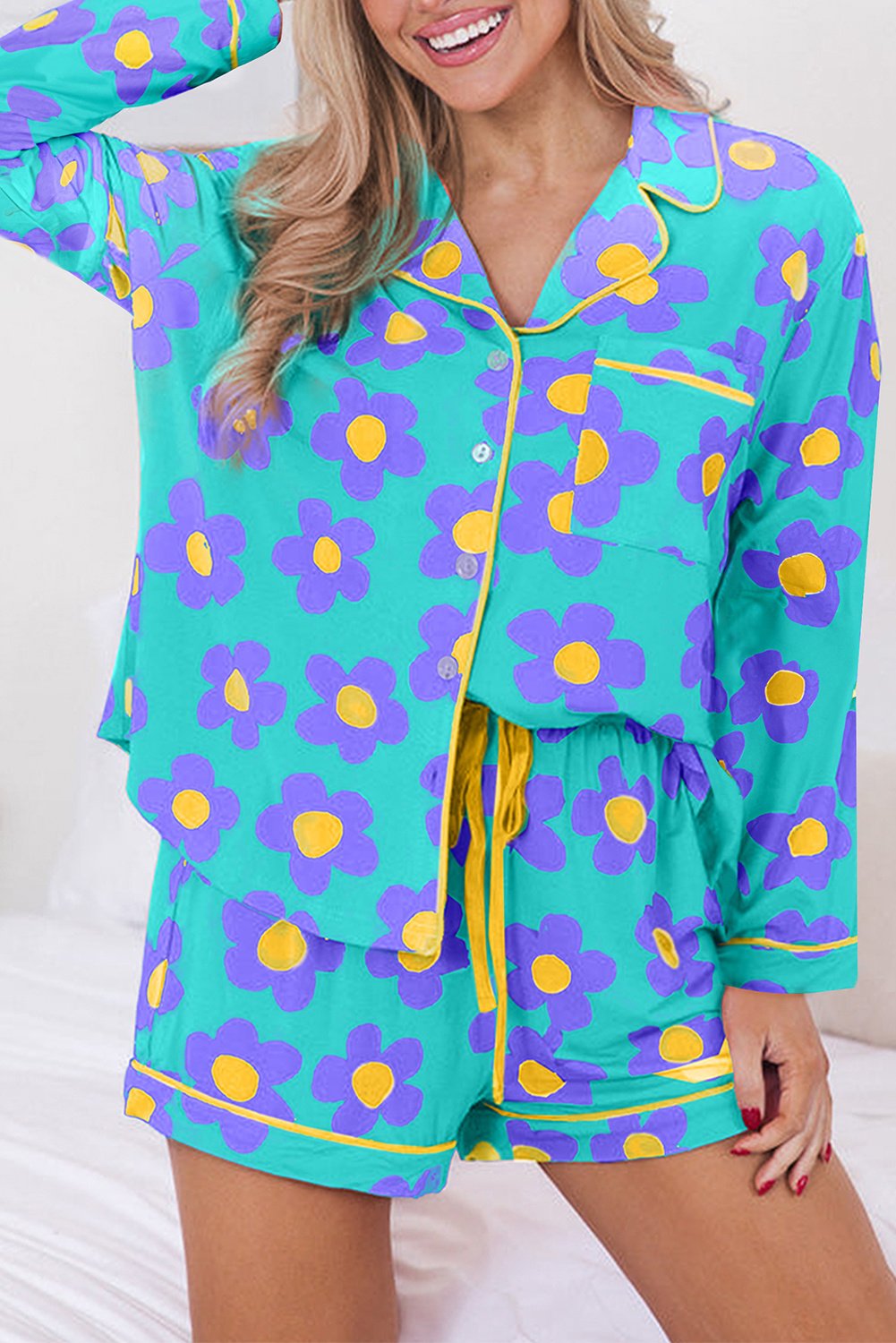 Blümchen-Pyjama-Set