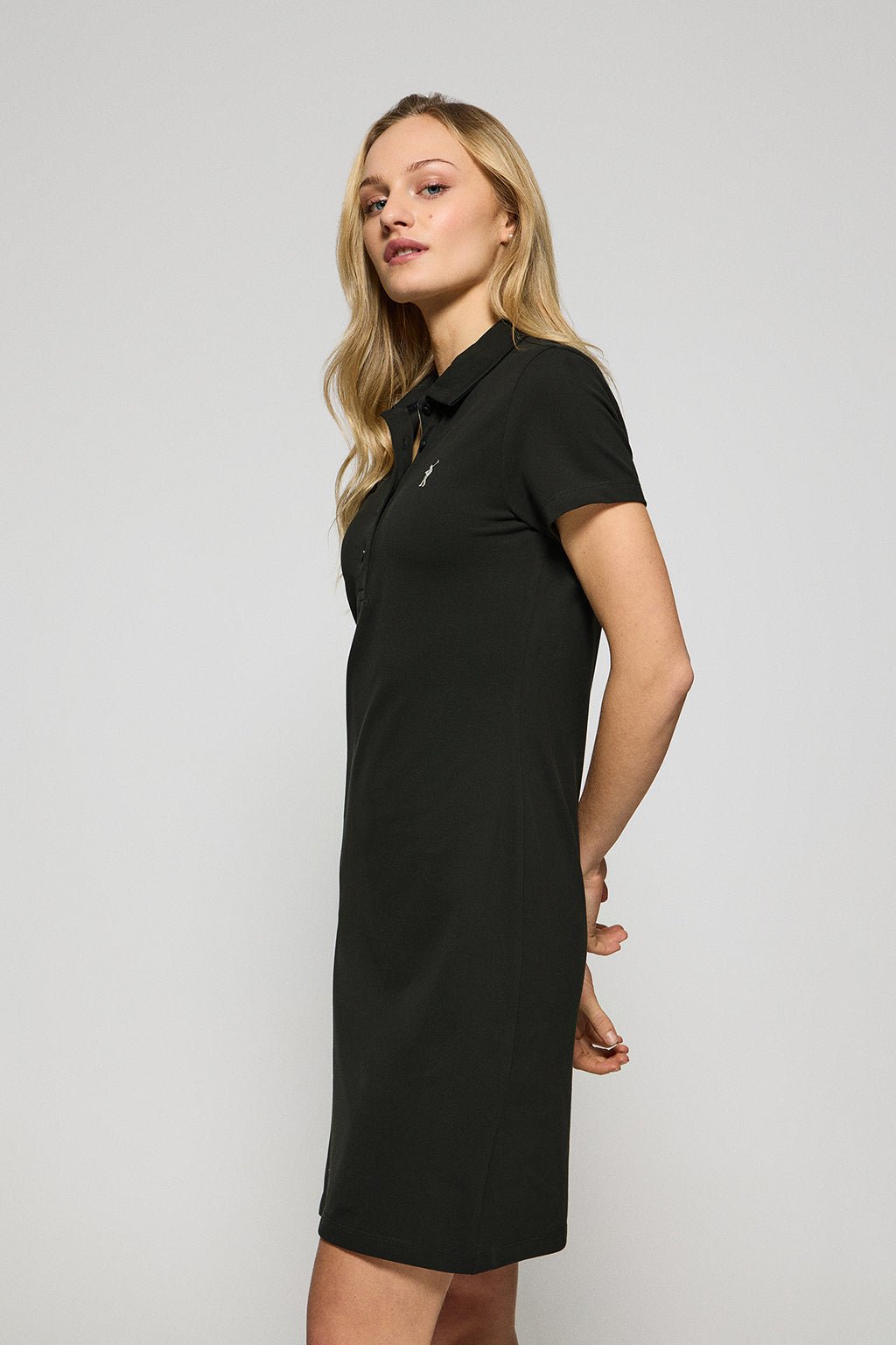 Polokleid schwarz mit Rigby Go-Logo