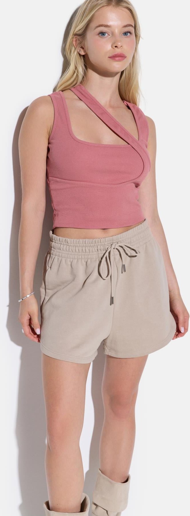 Bluse mit dicken Trägern und Streifendetail