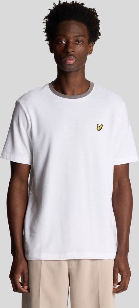 Lyle & Scott T-Shirt mit Kontrastkragen – Weiß