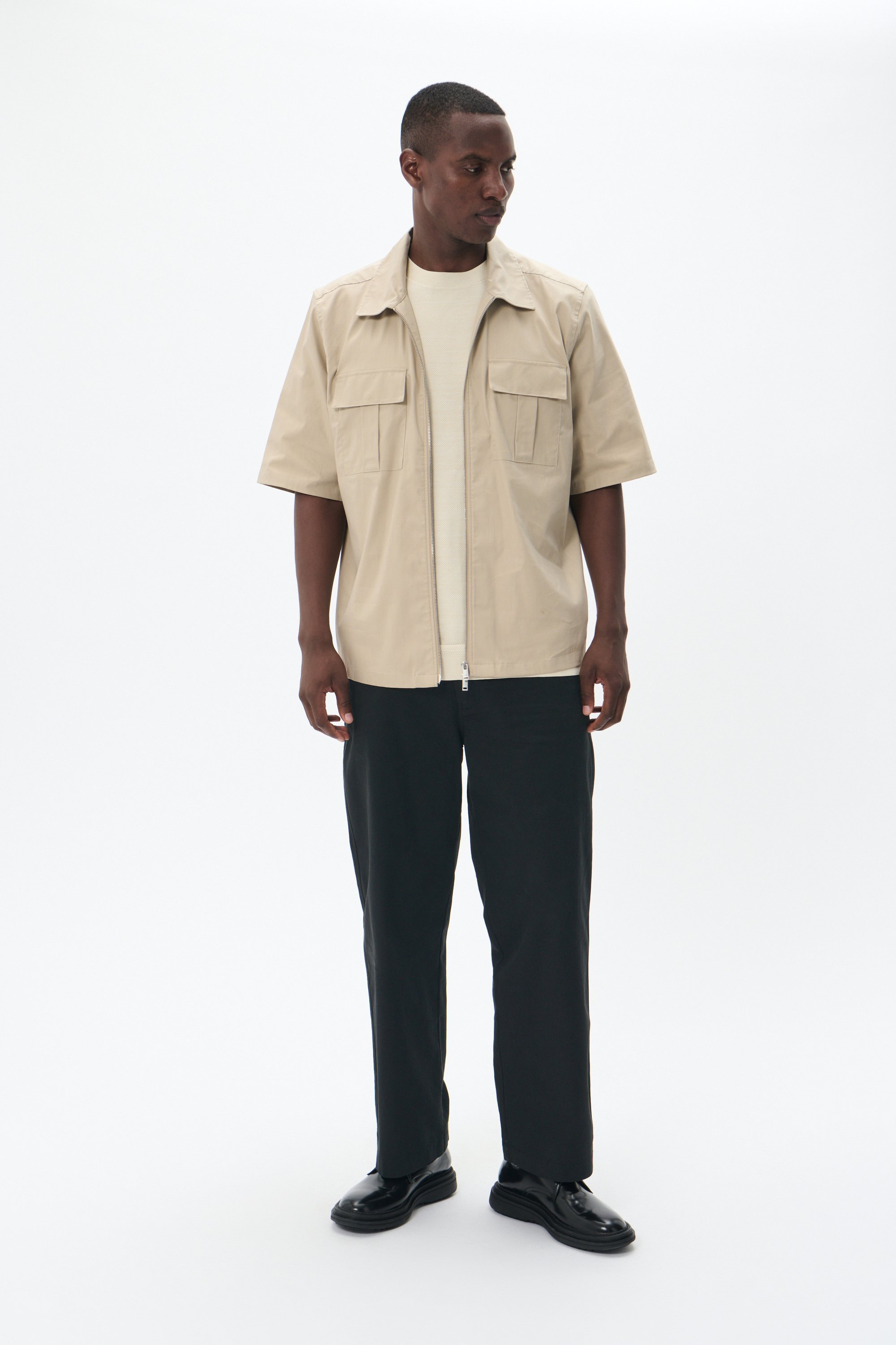 Thumbnail - Overshirts Gerade Passform beige