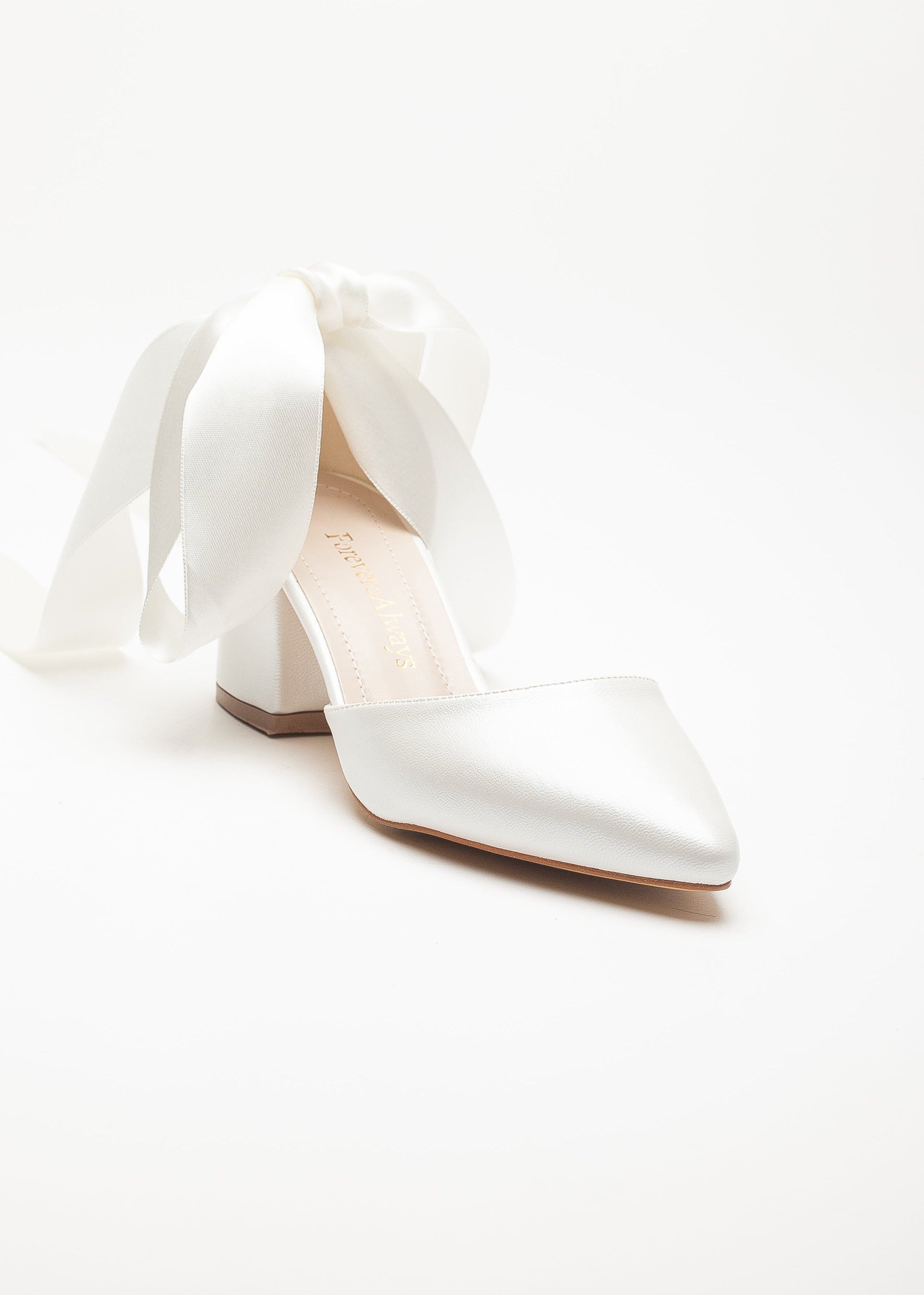 Fiona Niedrige Blockabsätze mit Schleifenband