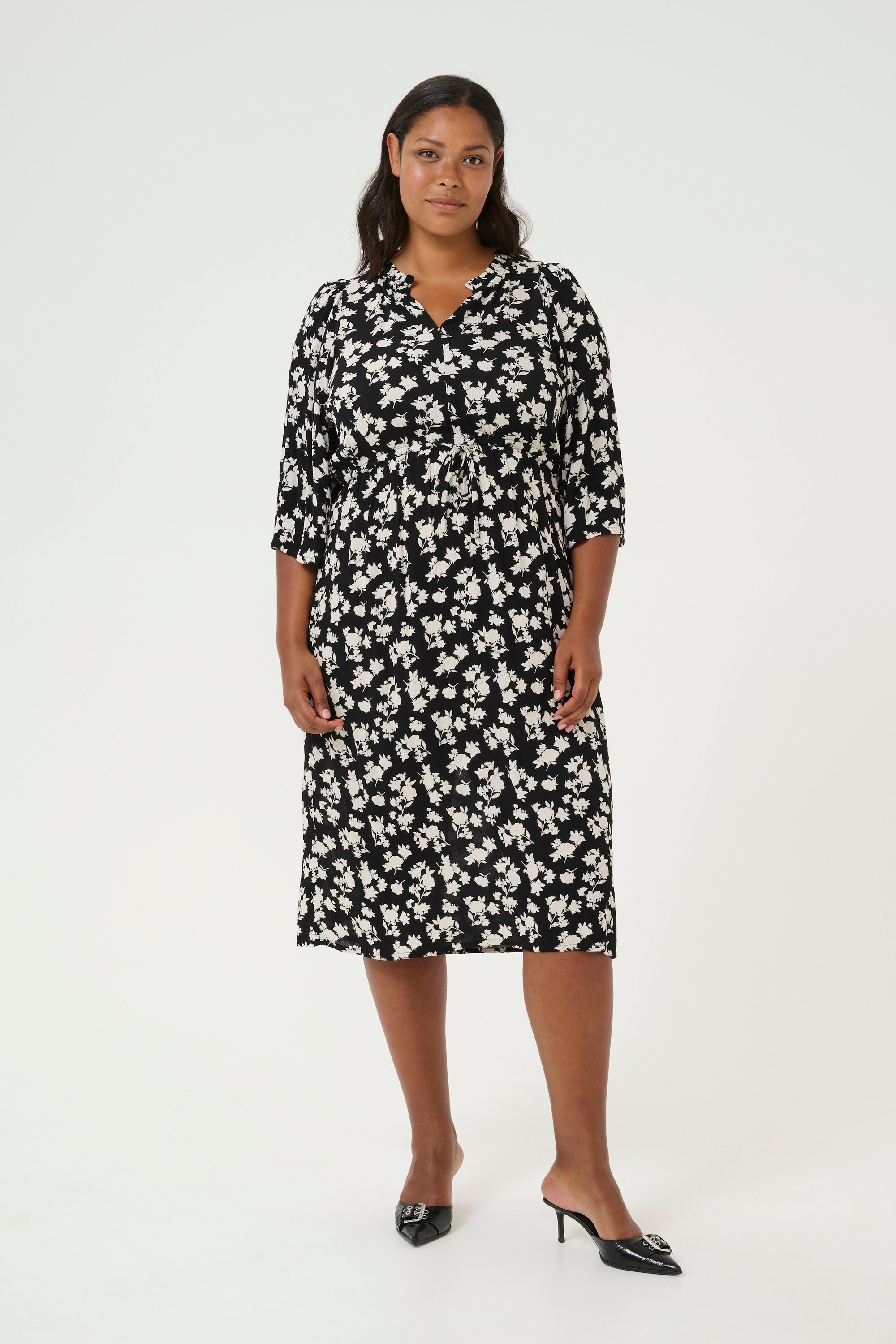 Kleid Regular fit black offwhite