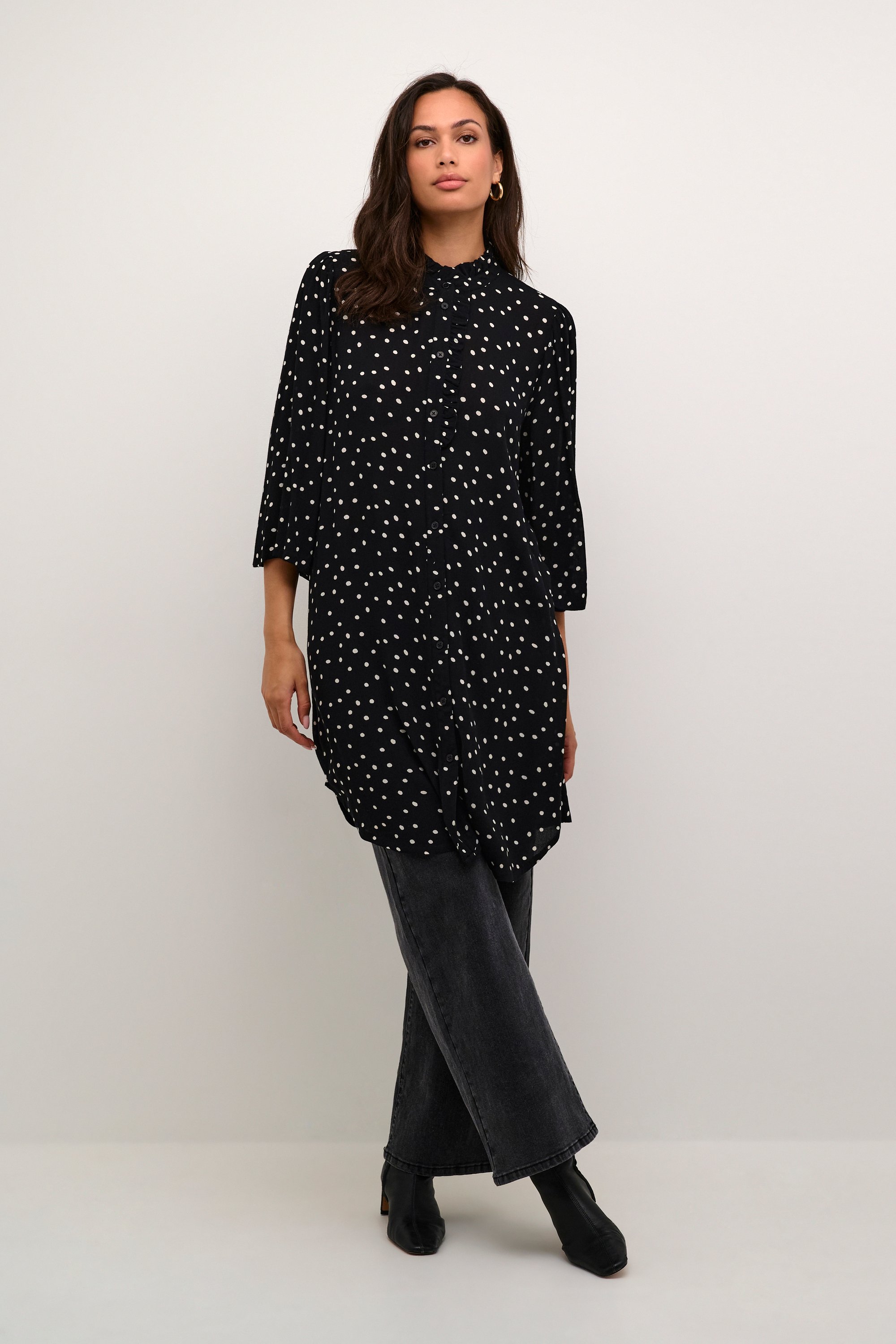 Kleid Loose fit black white