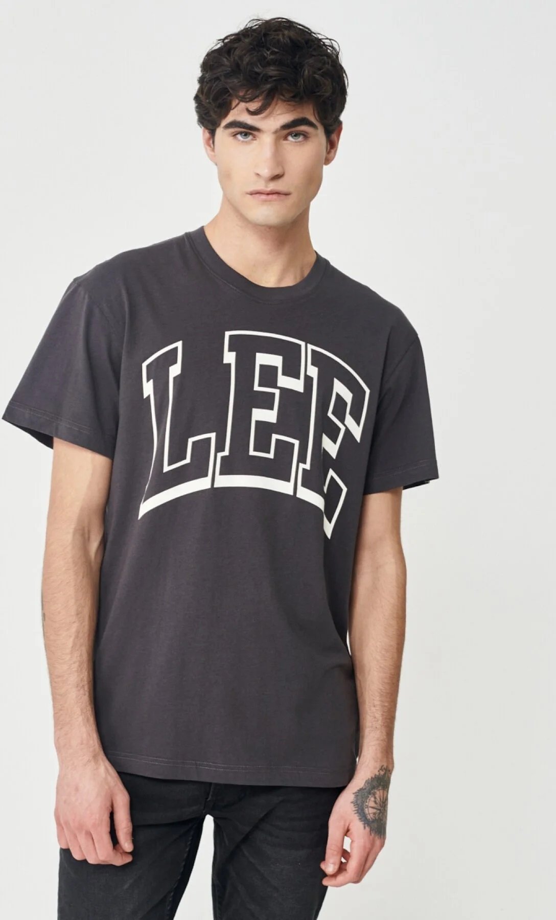 Lee - T-shirt WASHED BLACK