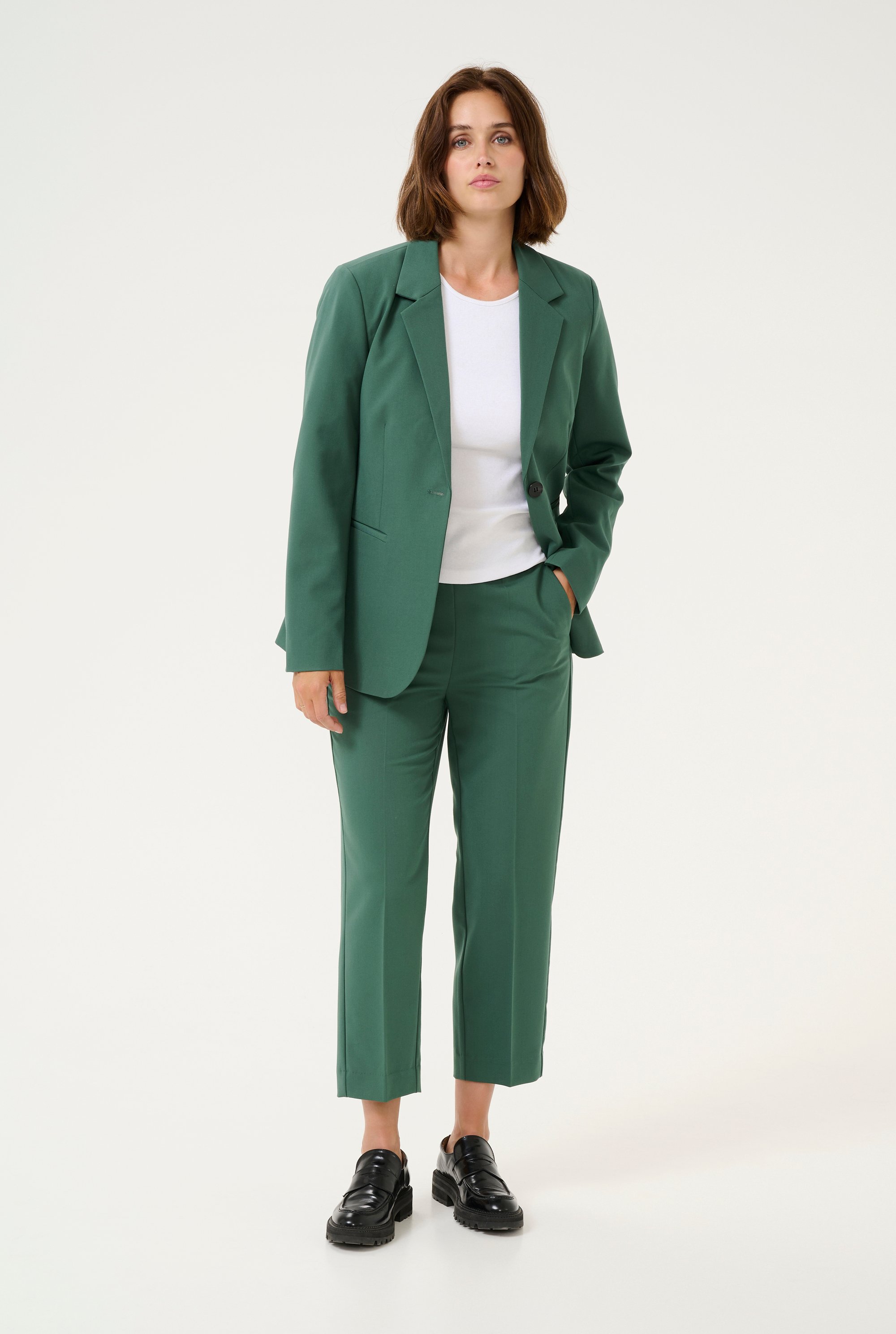 Pants Suiting Casual fit Garden Topiary green