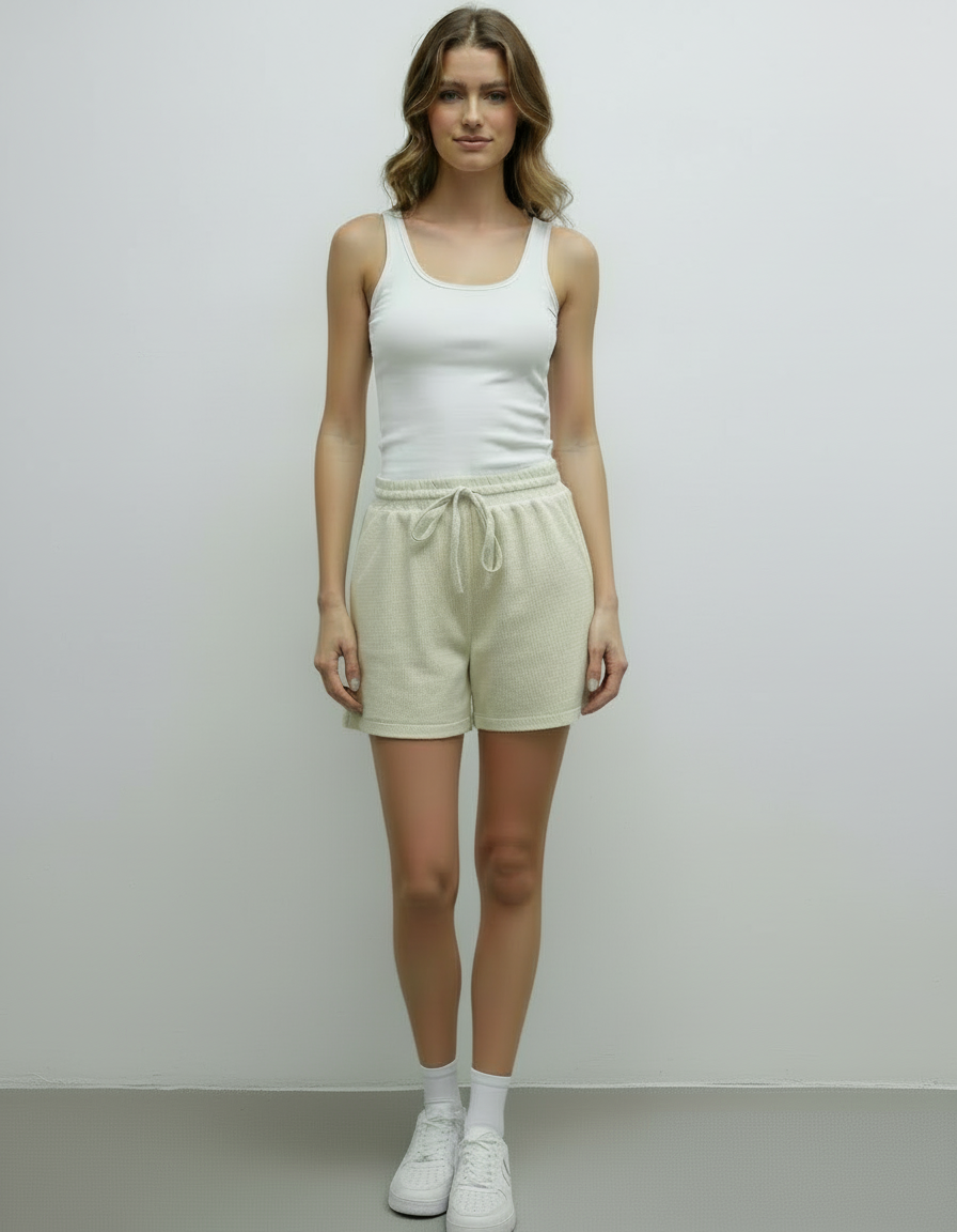 Elastische Shorts mit hoher Taille aus Stein