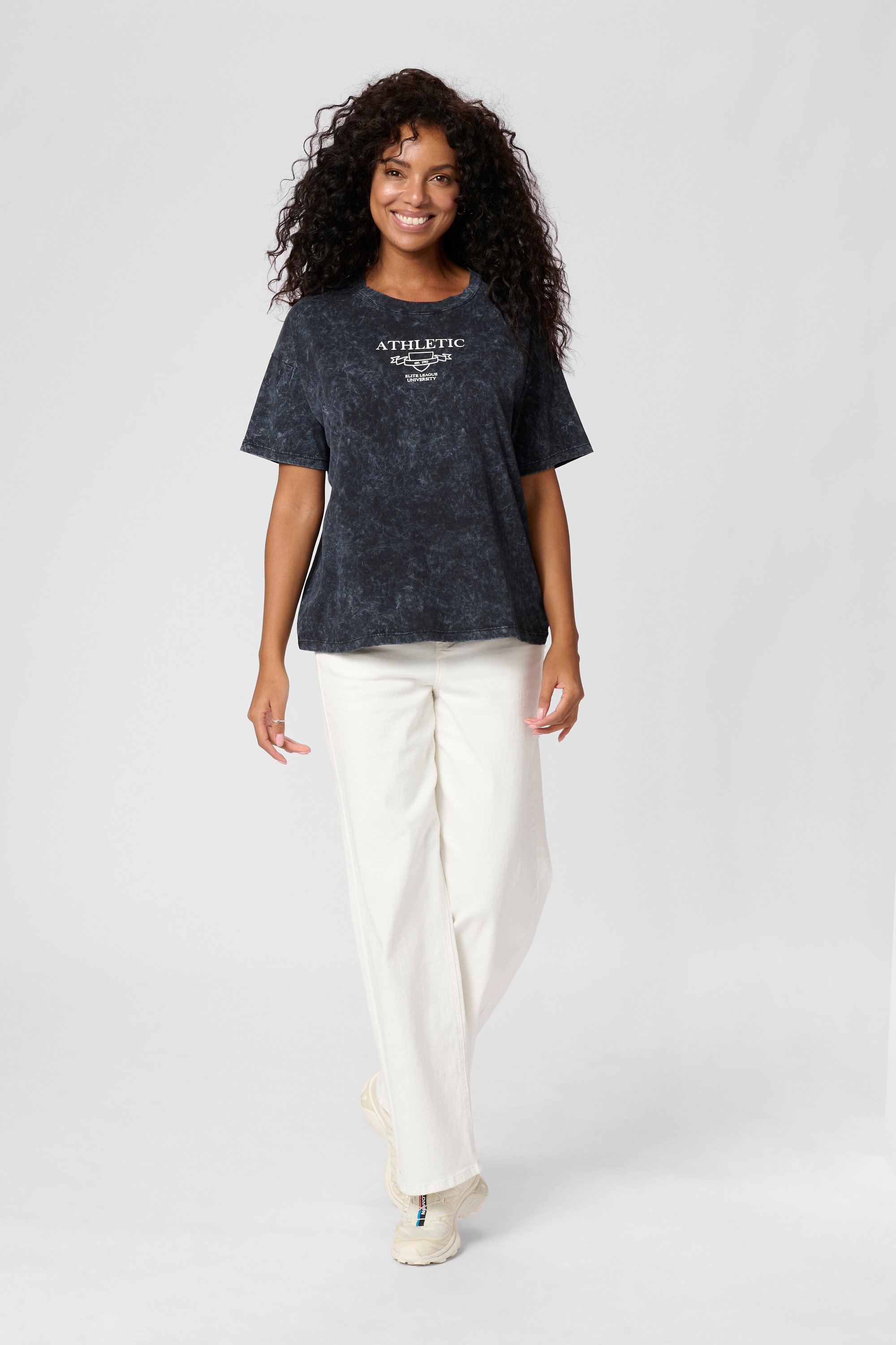 T-shirt KAwasha Loose fit black