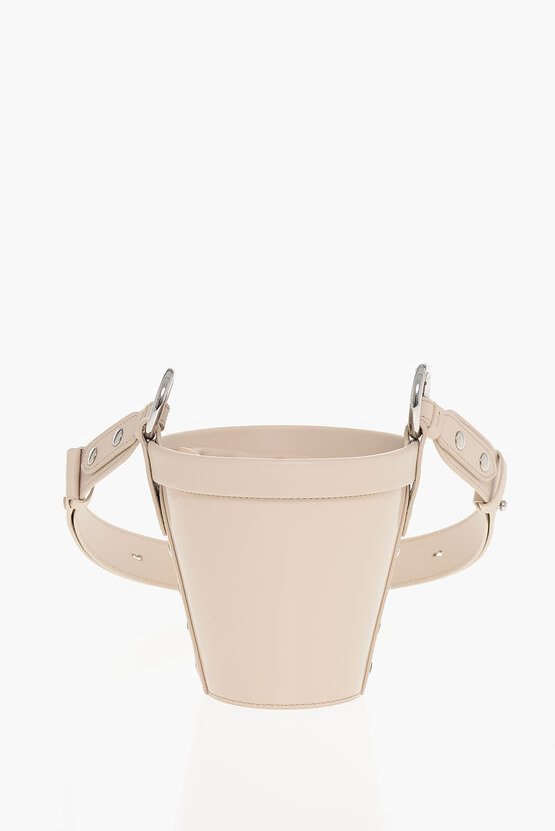 Bucket Bag aus Lackleder mit verstellbarem Schultergurt in Pink