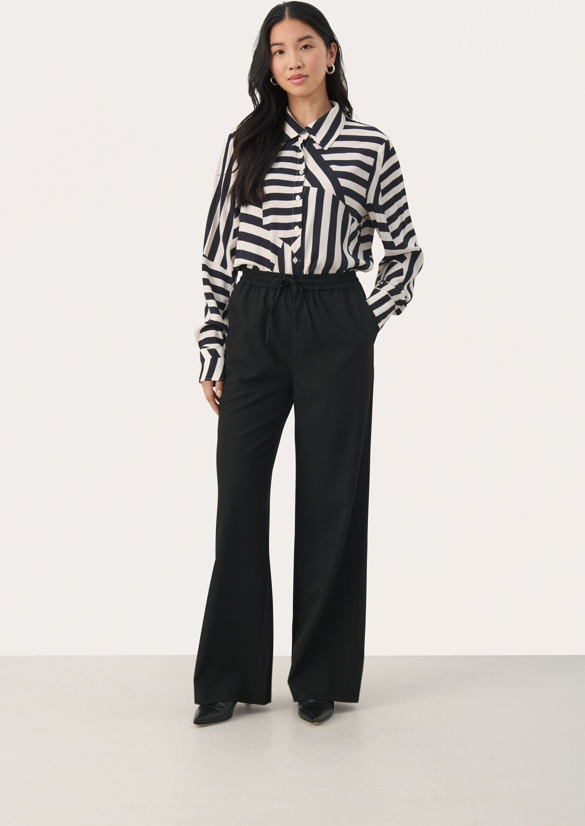 Pants Suiting Easy fit Blac