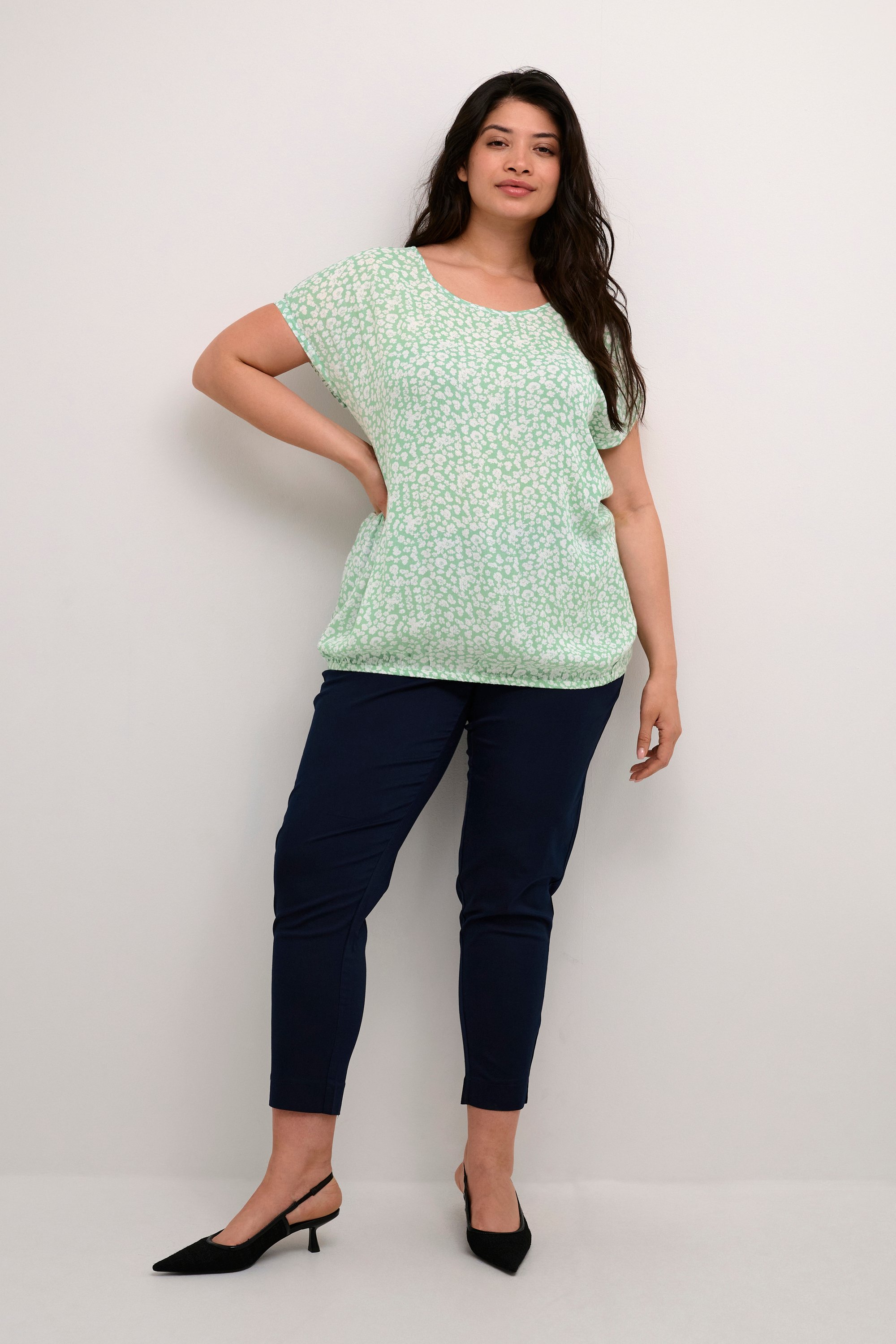 Kurzarm-Bluse Loose fit Granite Green/ Chalk Flower floral