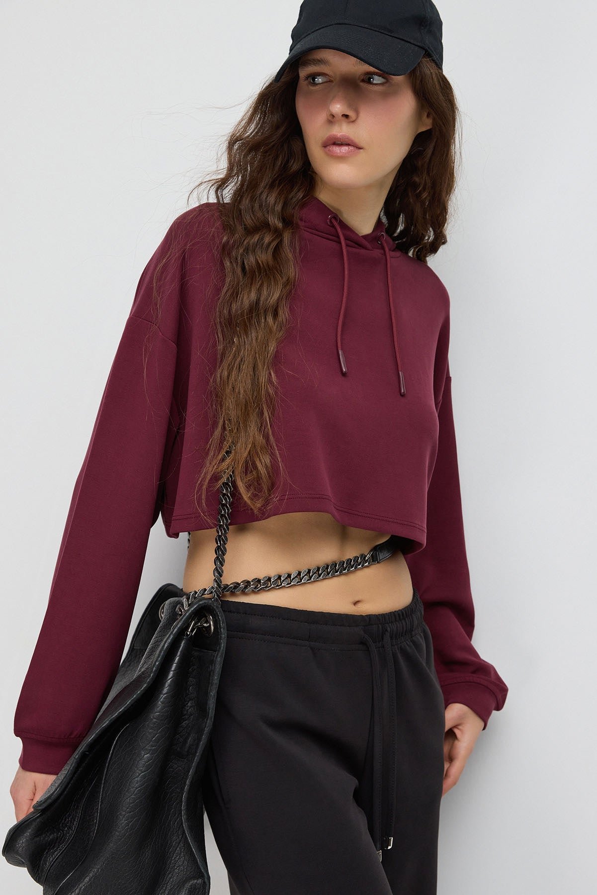 Weiches Kapuzen-Crop-Sweatshirt