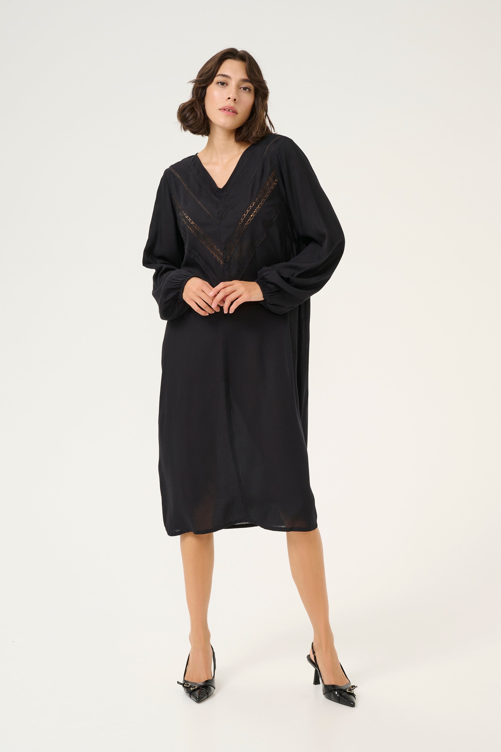 Kleid Regular fit black