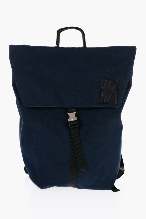 Zweifarbiger Nylon-Rucksack CITY FLAP in Blau, Nero