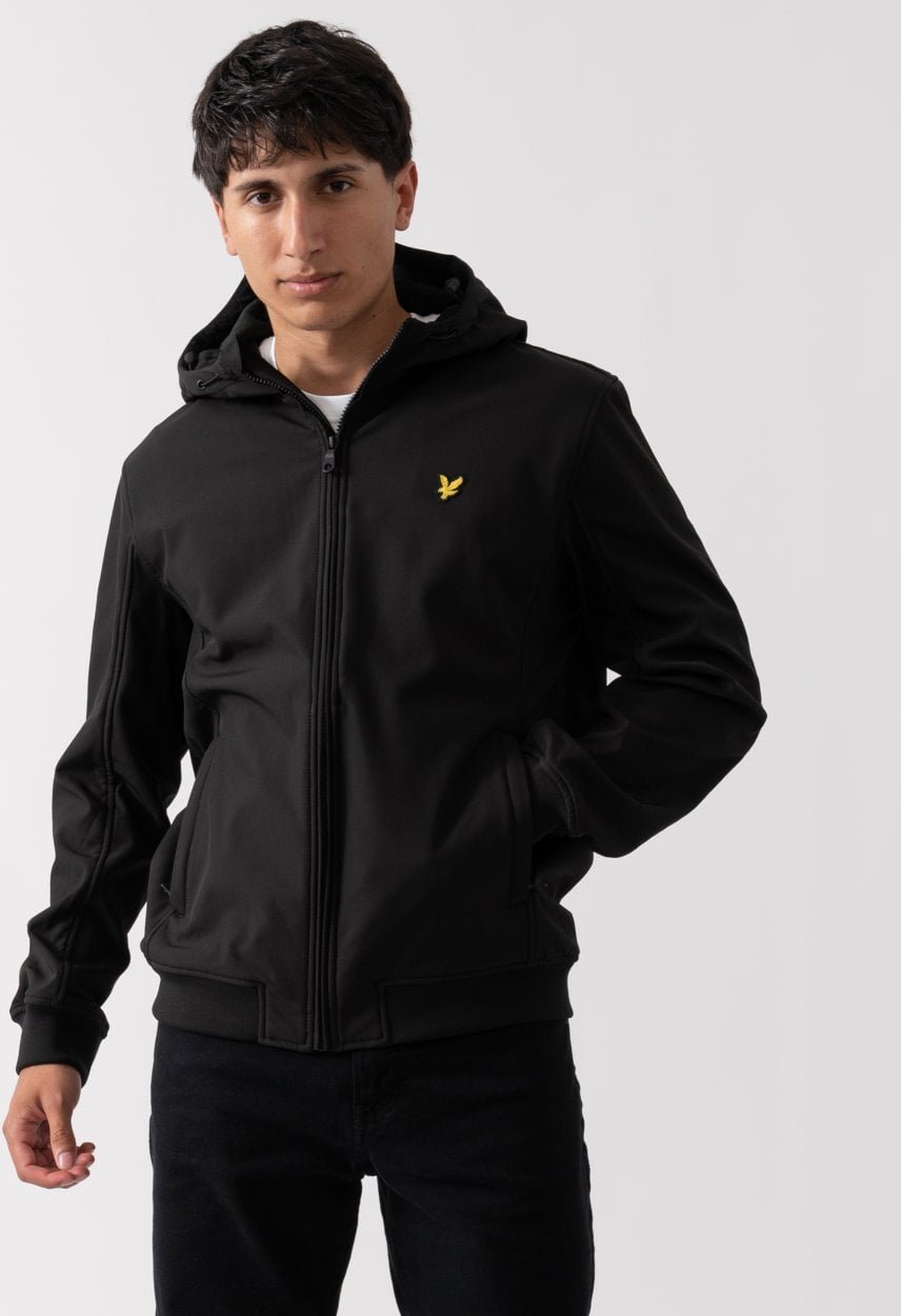 Thumbnail - Tiefschwarze Softshelljacke mit Lyle & Scott-Markenlogo und Kapuze