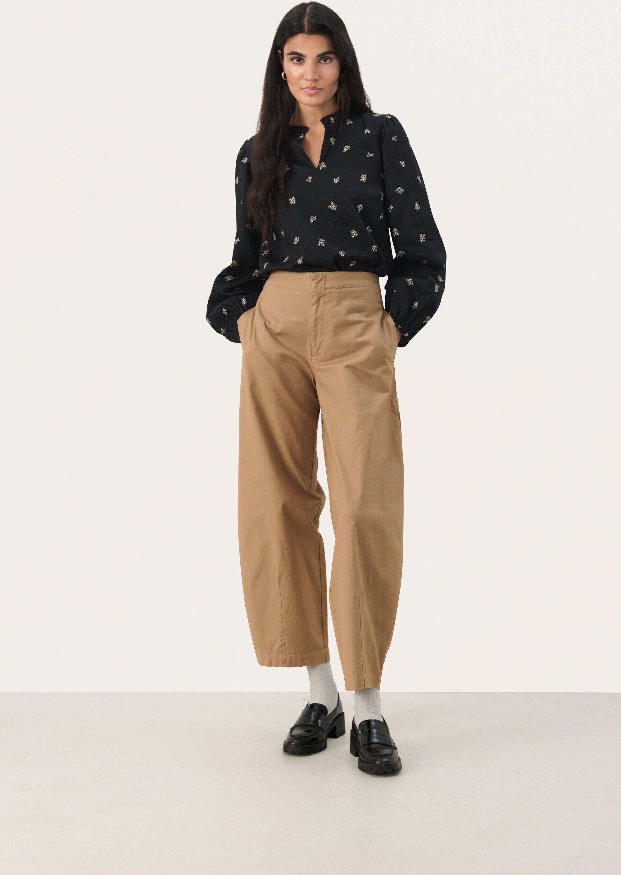 Casual Hose Classic fit Cartouche beige