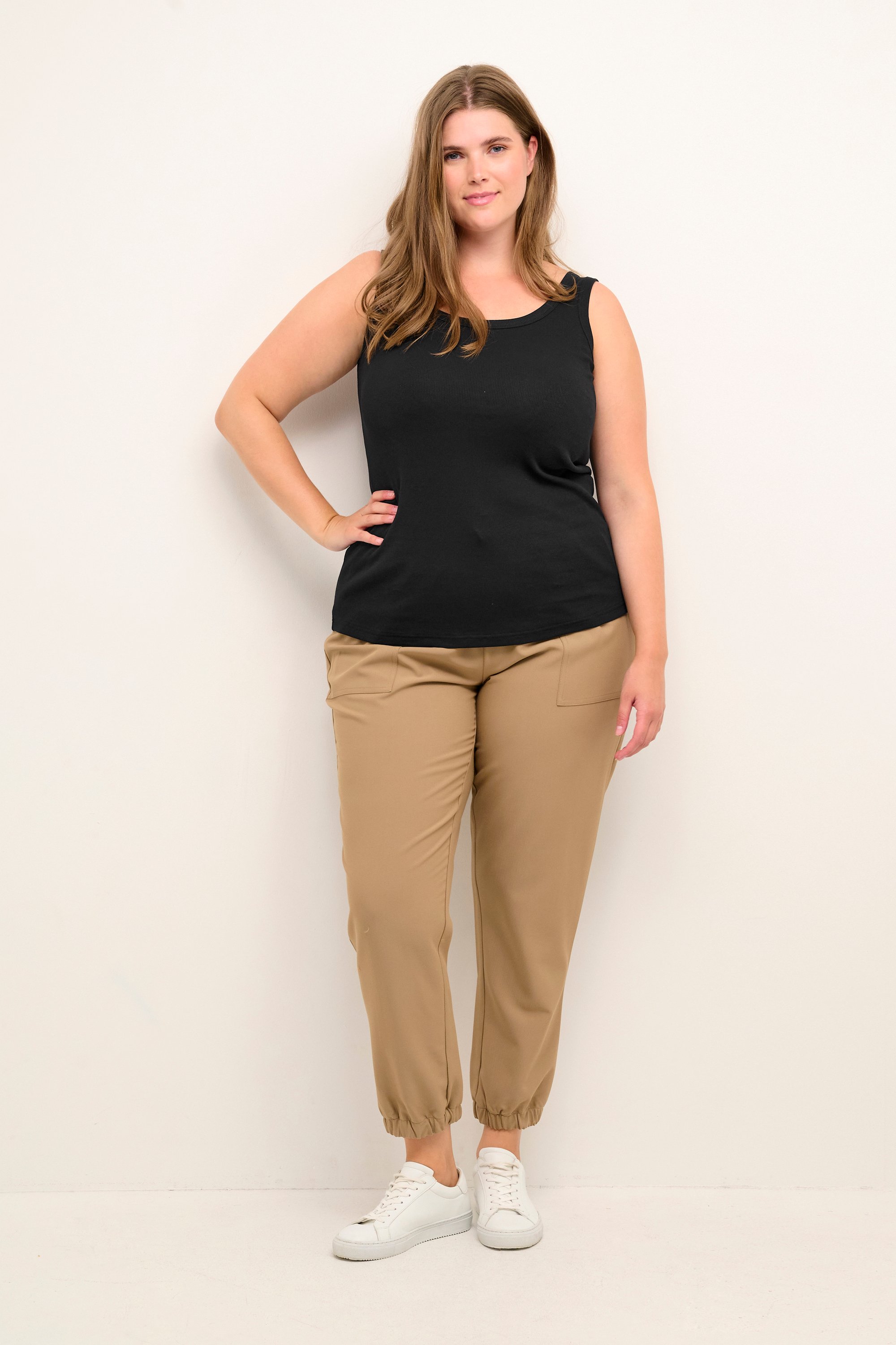 Jersey-Oberteil in taillierter Passform Schwarz Tief black