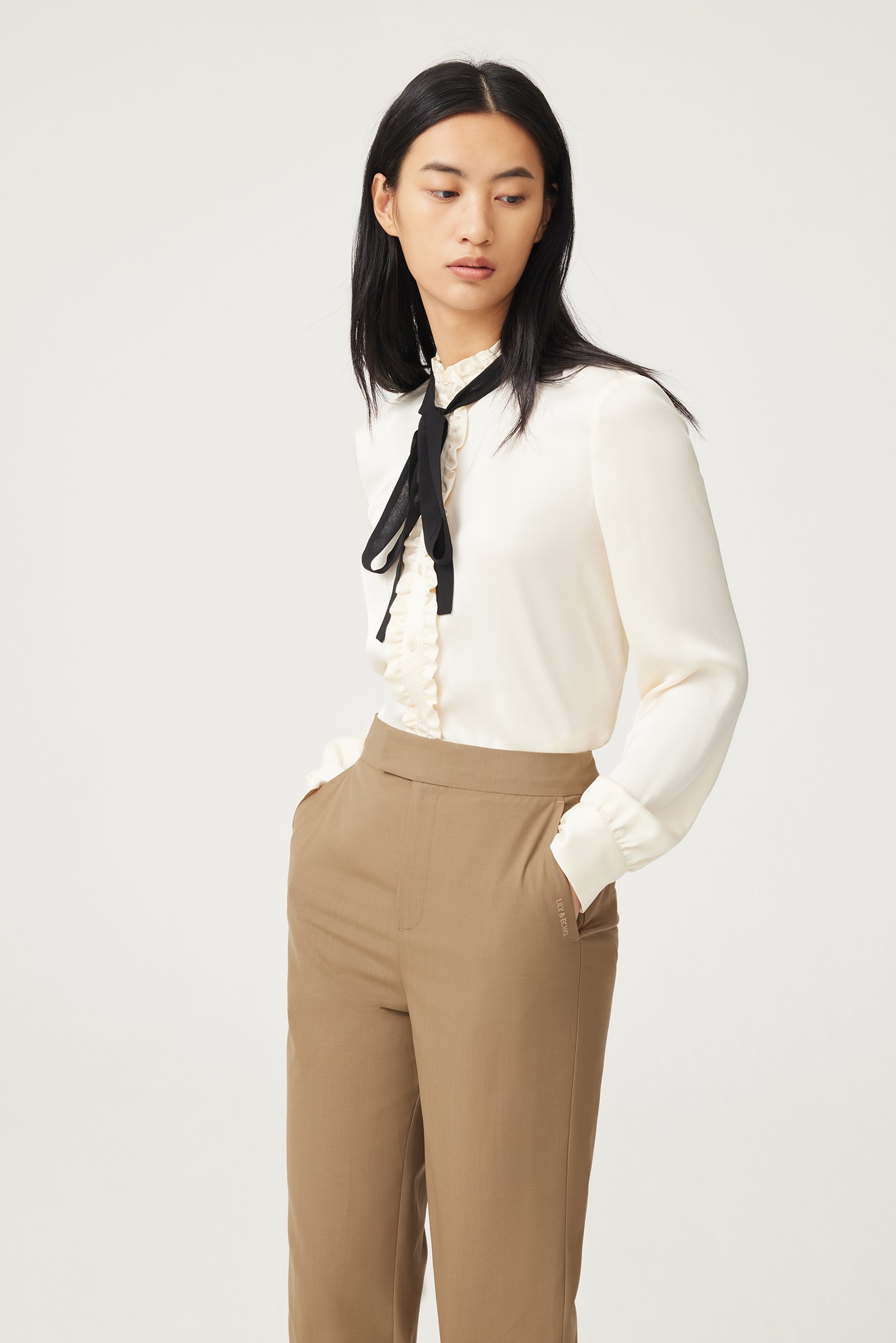 LILY AGEING ABNEHMBARE KRAWATTE HEMD