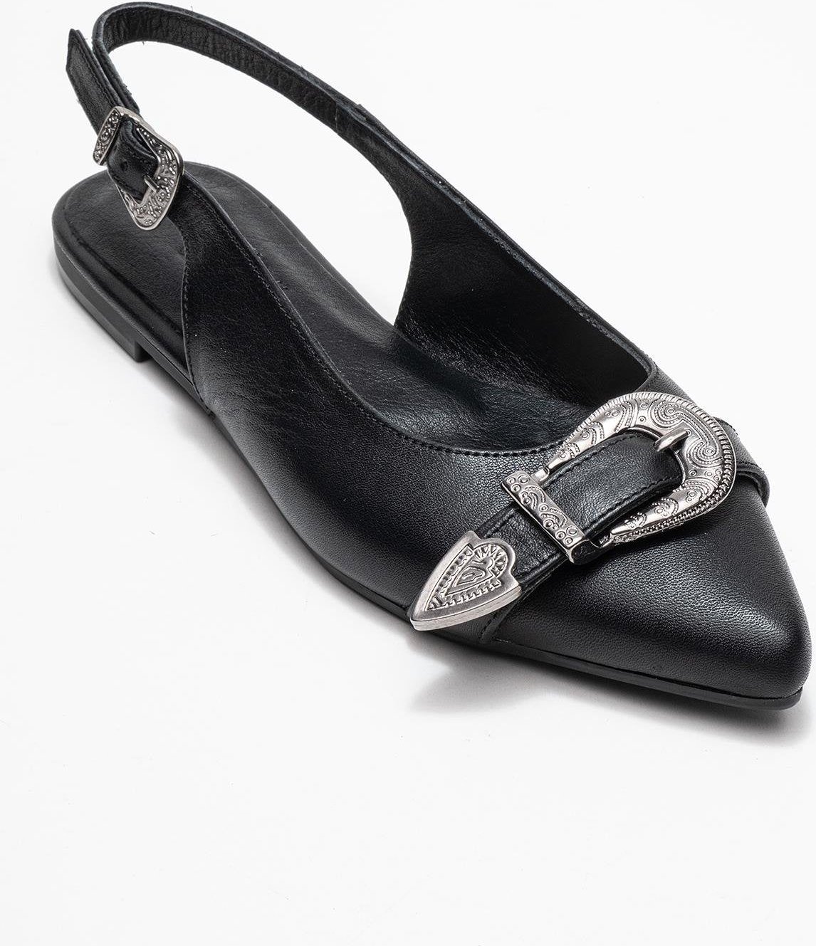 Cordelia Leder Spitz Zehenbereich Schnalle Sandale