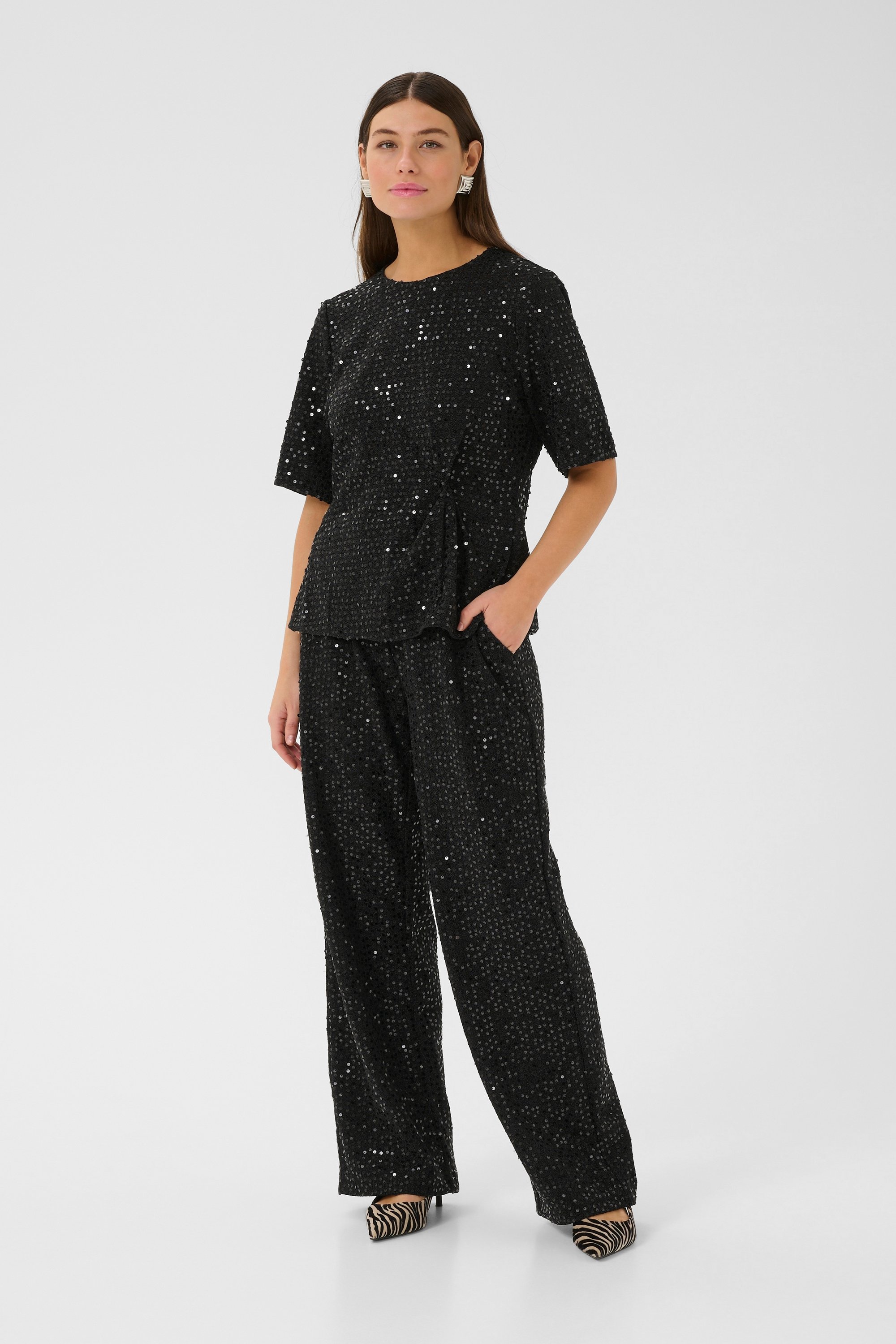 Kurzarm-Bluse CUtamera Kurzarm-Bluse Feminine