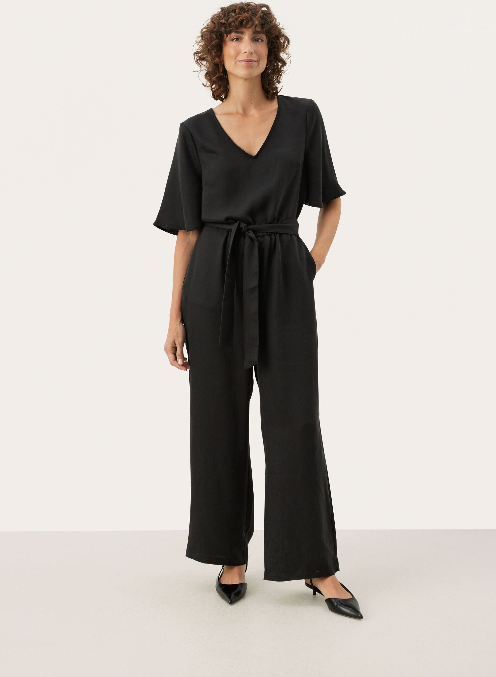 Overall Gerade Passform black