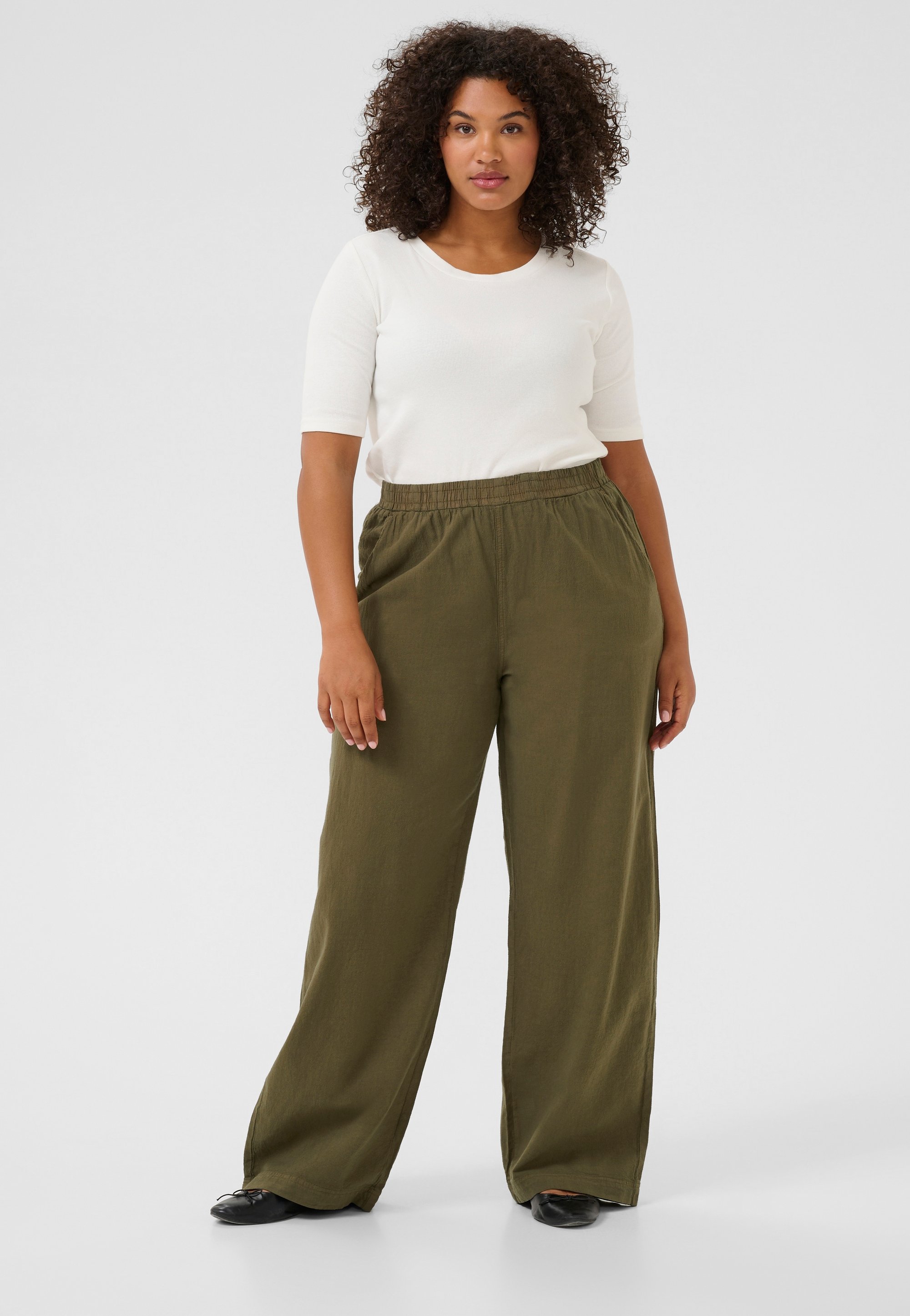 Thumbnail - Casual Hose Loose fit Grape Leaf green