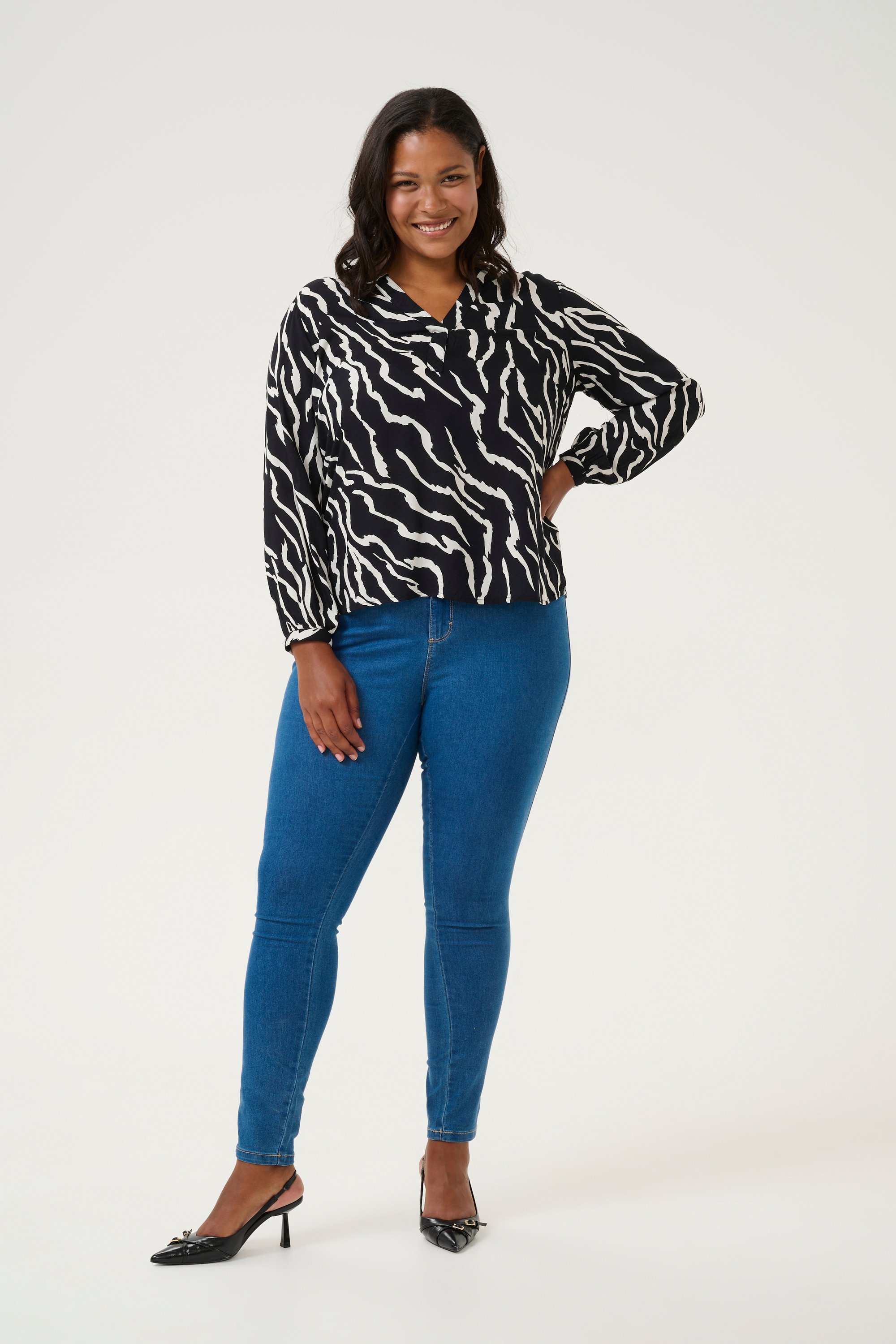 Bluse mit langen Ärmeln Regular Fit Schwarz / Antikes Zebra-Muster animal