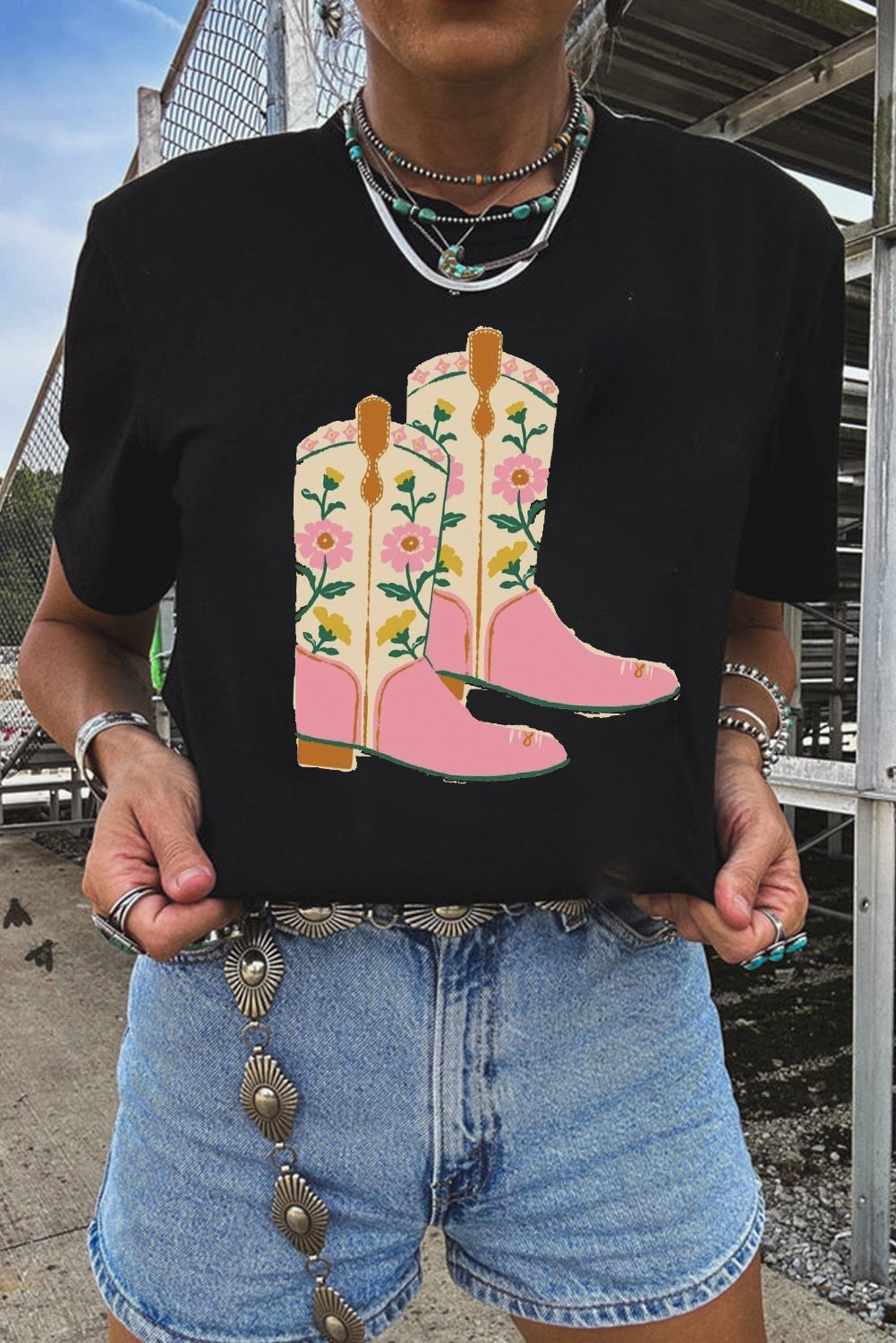 Blumen-Stiefel Grafik T-Shirt