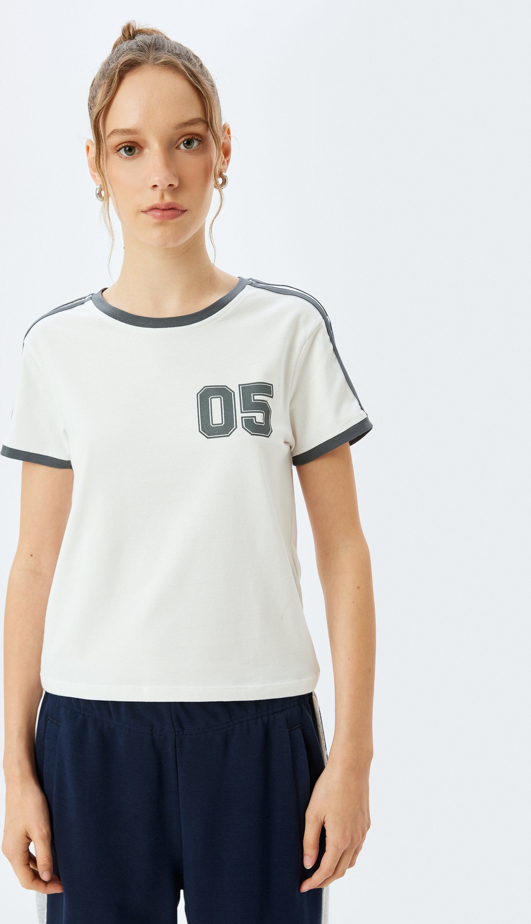 Koton T-shirt Rundhalsausschnitt Kurzärmelig T-shirt