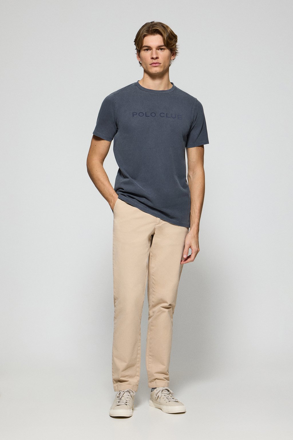 T-Shirt Apolo garment dye marineblau mit samtigem Polo Club-Logo