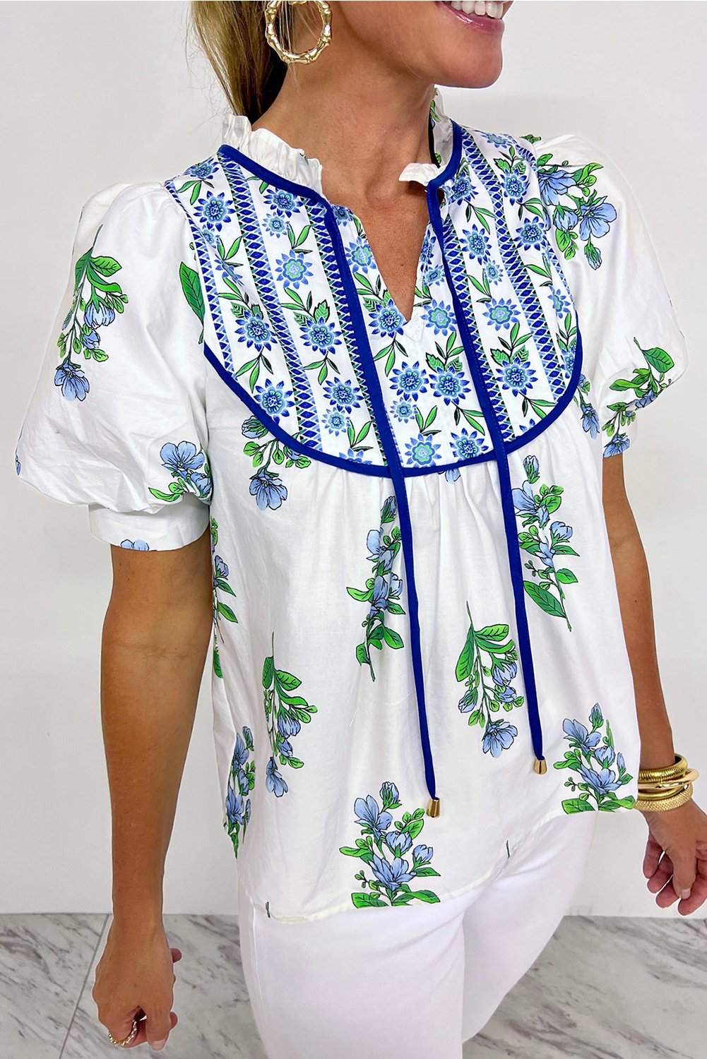 Blumenmuster Schleifenbluse