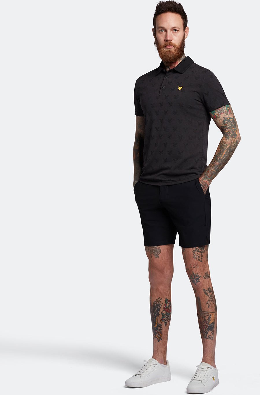 Men's Lyle & Scott Golf Airlight Shorts in Black