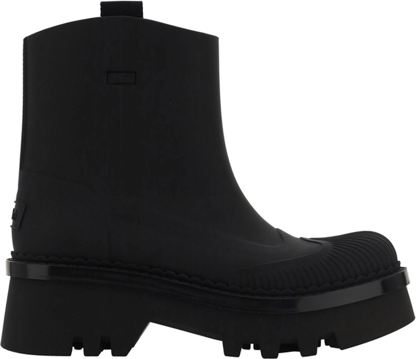 Chloé Raina Stiefel