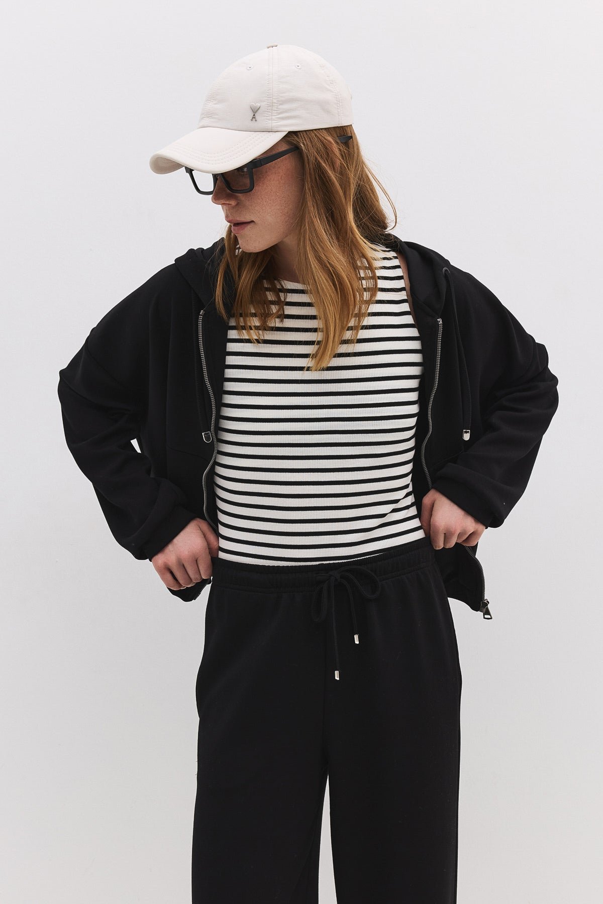 Weiches, seidiges Kapuzensweatshirt mit Reißverschluss aus Modalstoff