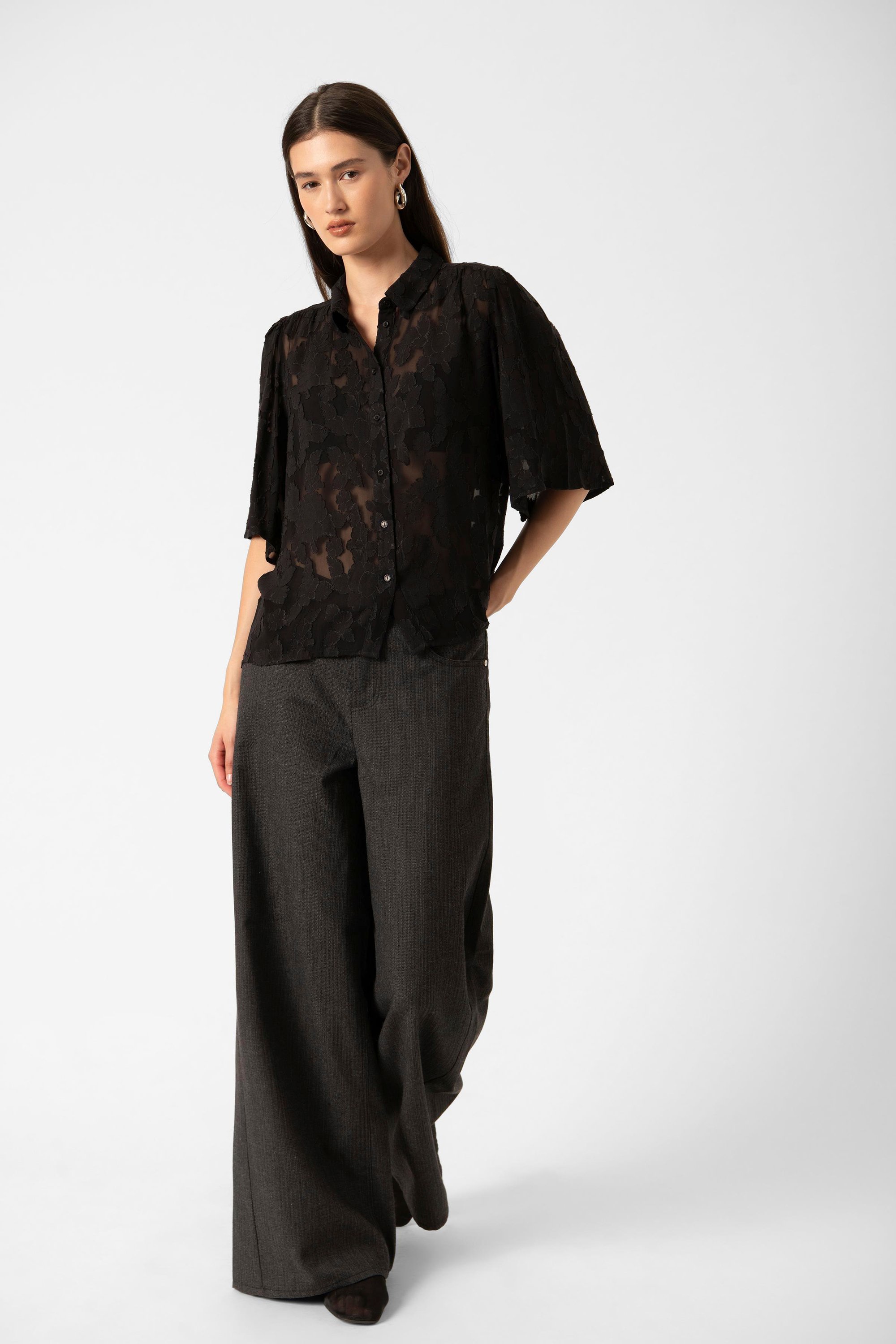 Kurzarmhemd SLFelisia Gerade Passform black