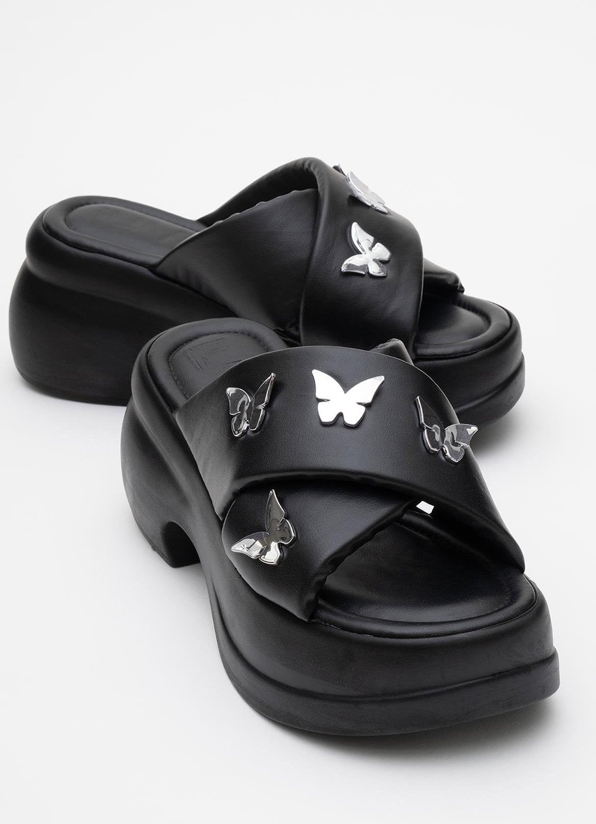 Force Butterfly‑Buckle Plateau Sandale