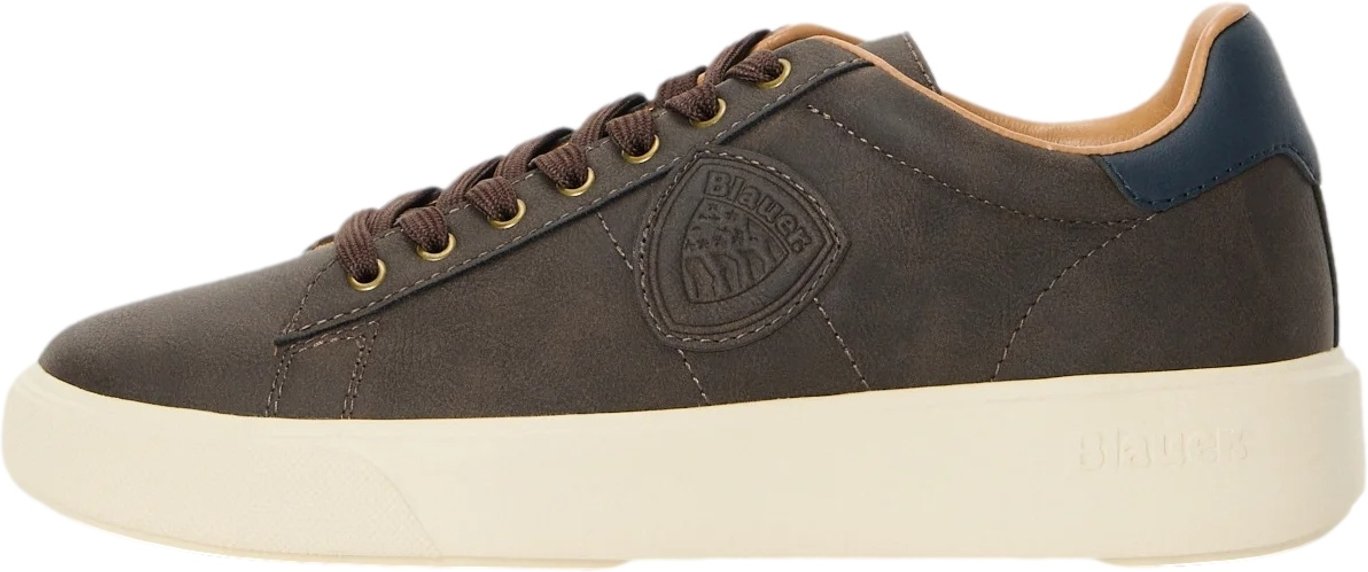 Blauer Sneaker