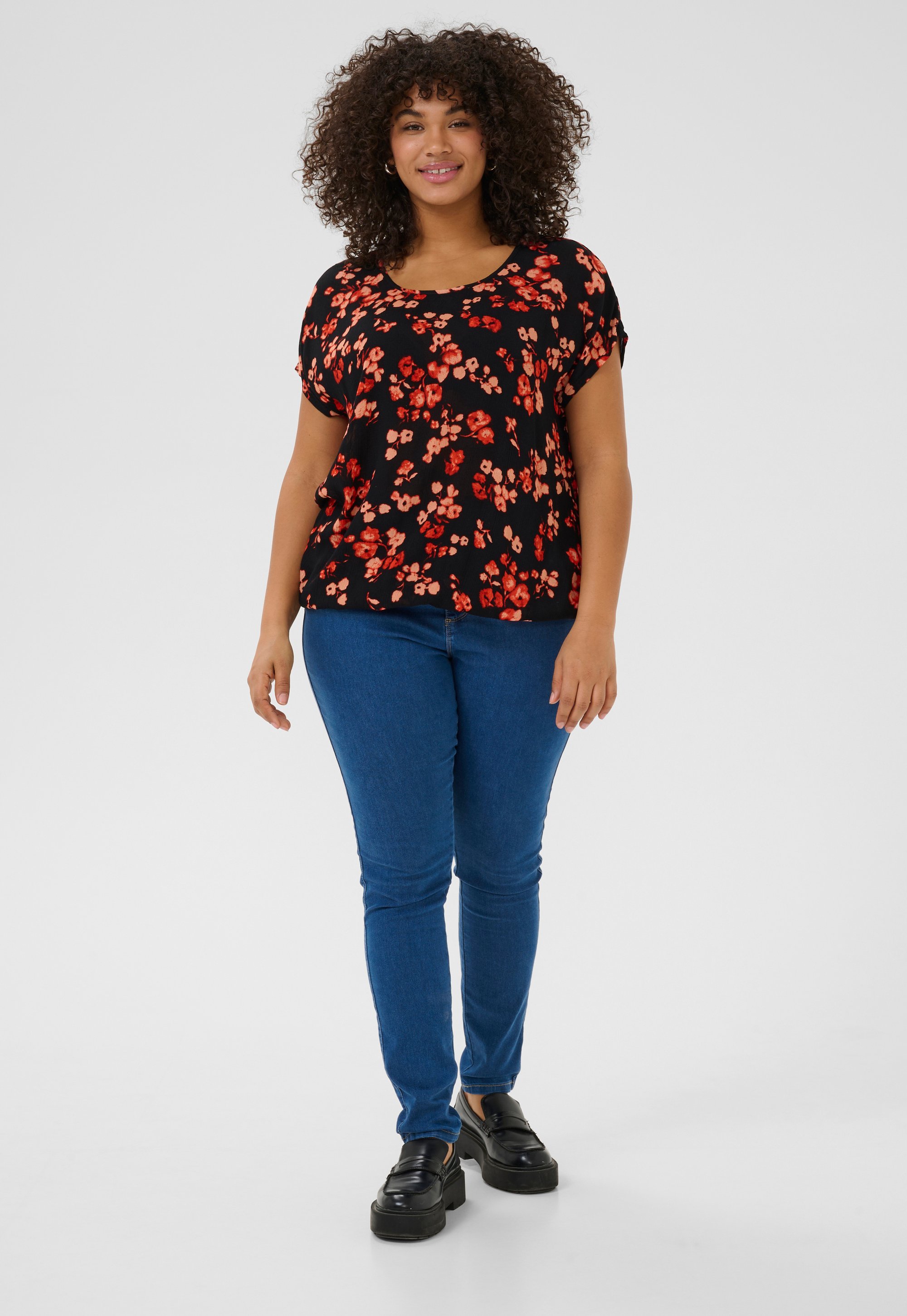 Kurzarm-Bluse Loose fit Red Flower floral